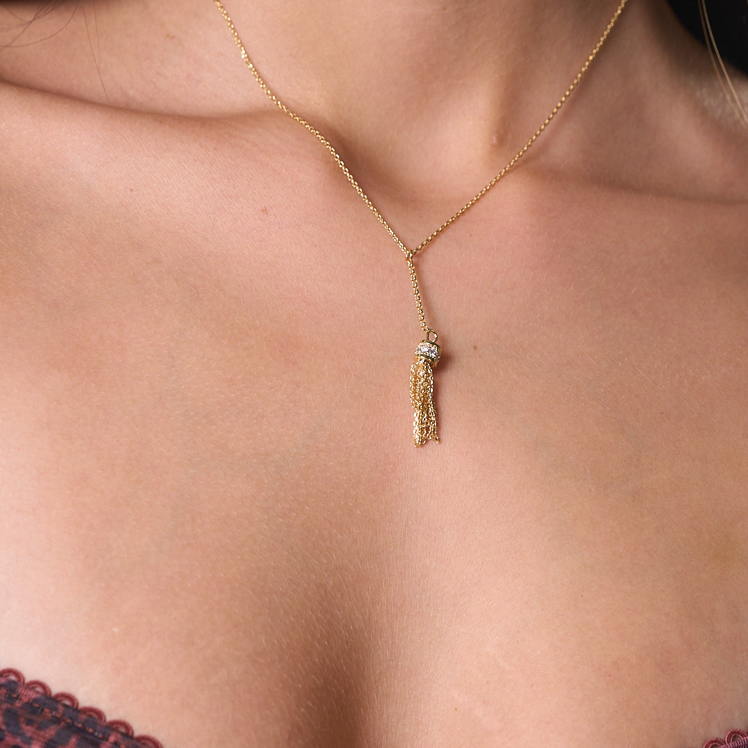 IRIS NECKLACE