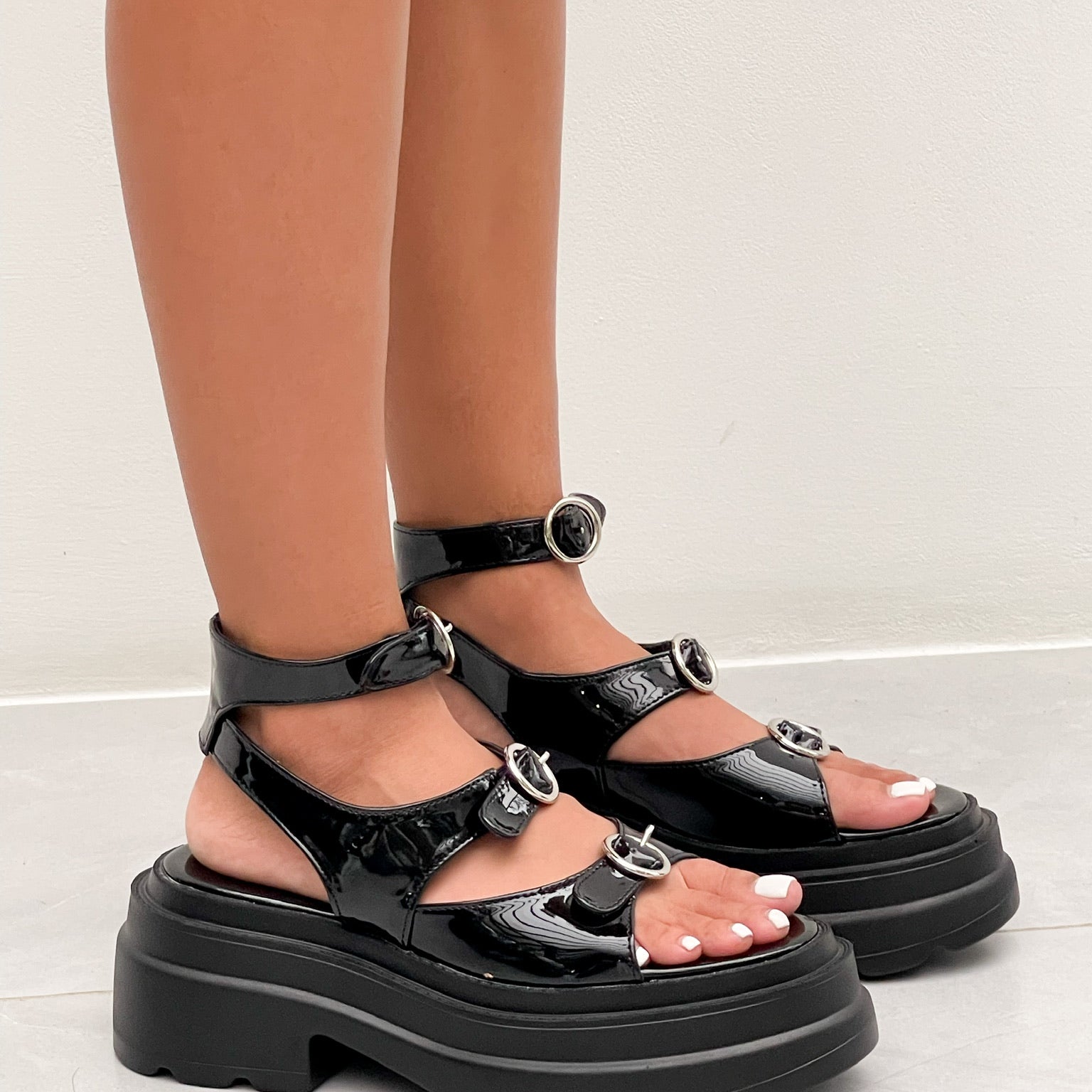 CHARLIE SANDALS