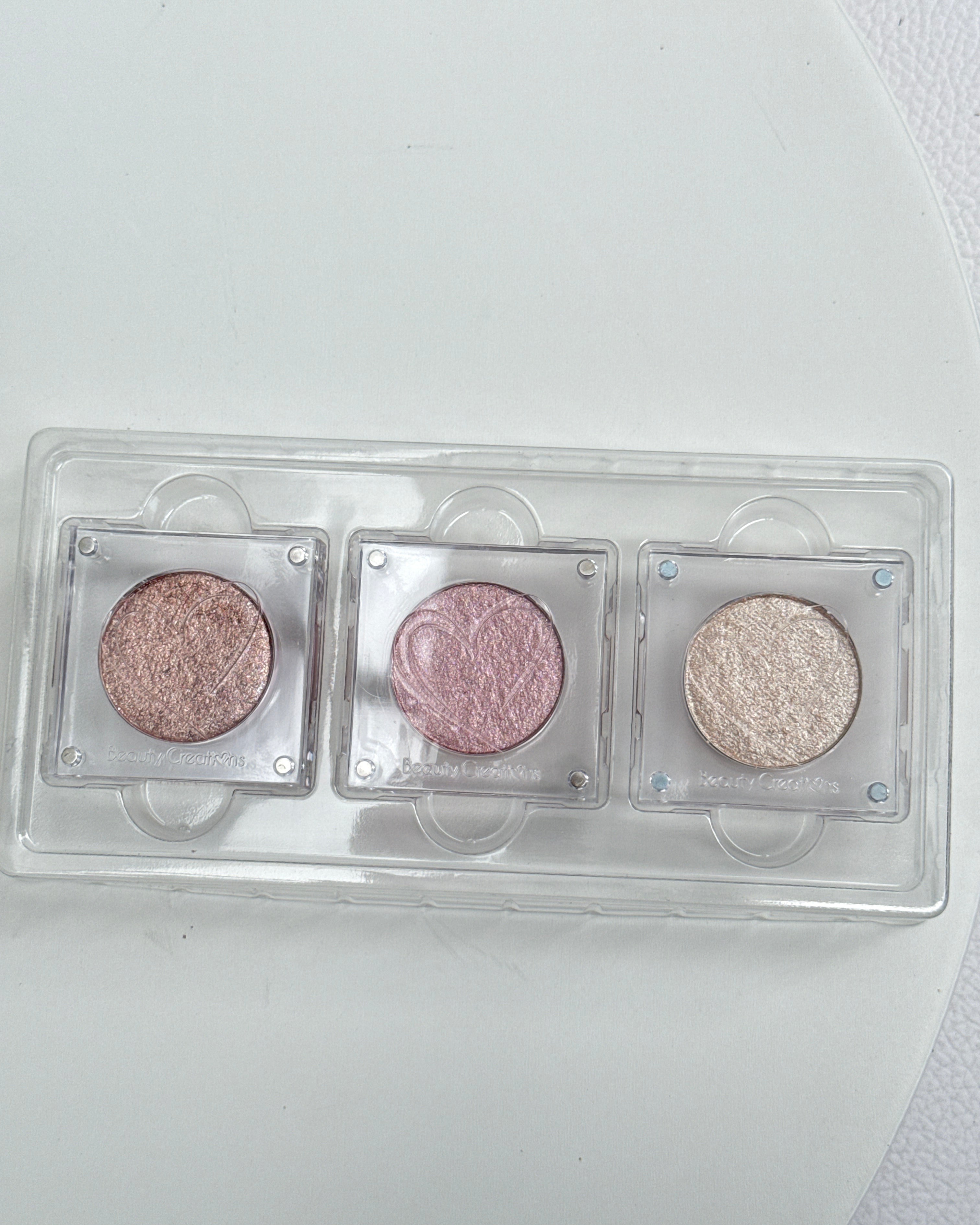 3 GLOW SHADOWS