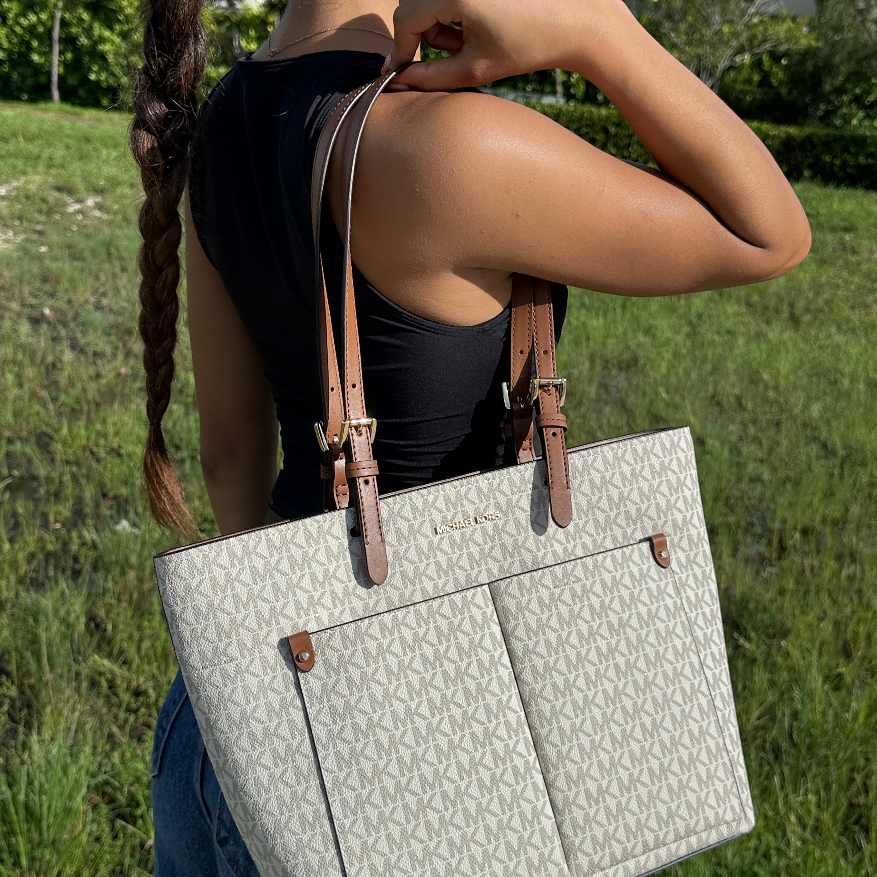 MICHAEL KORS MONOGRAM TOTE BAG