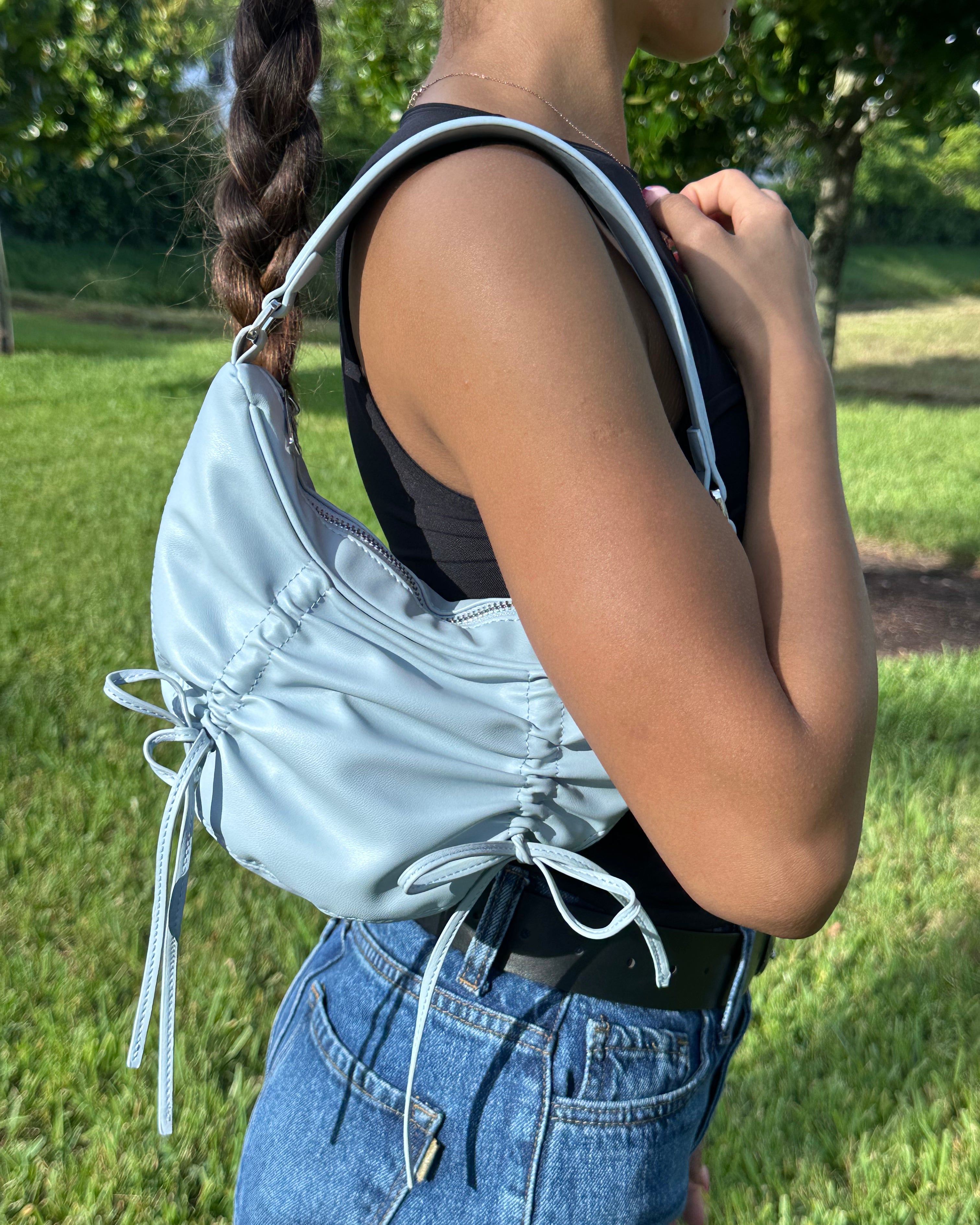 MADDEN GIRL SHOULDER BAG
