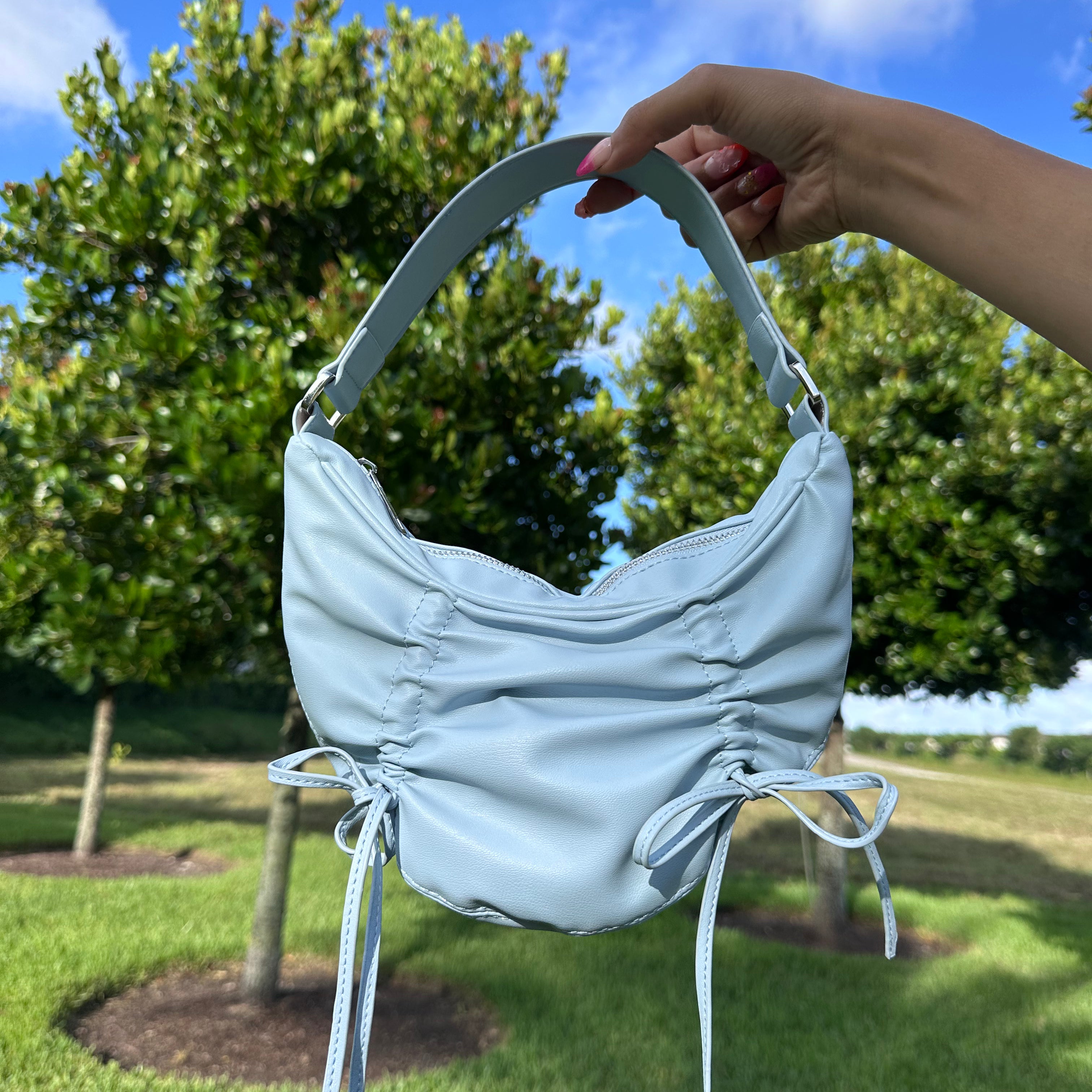 MADDEN GIRL SHOULDER BAG