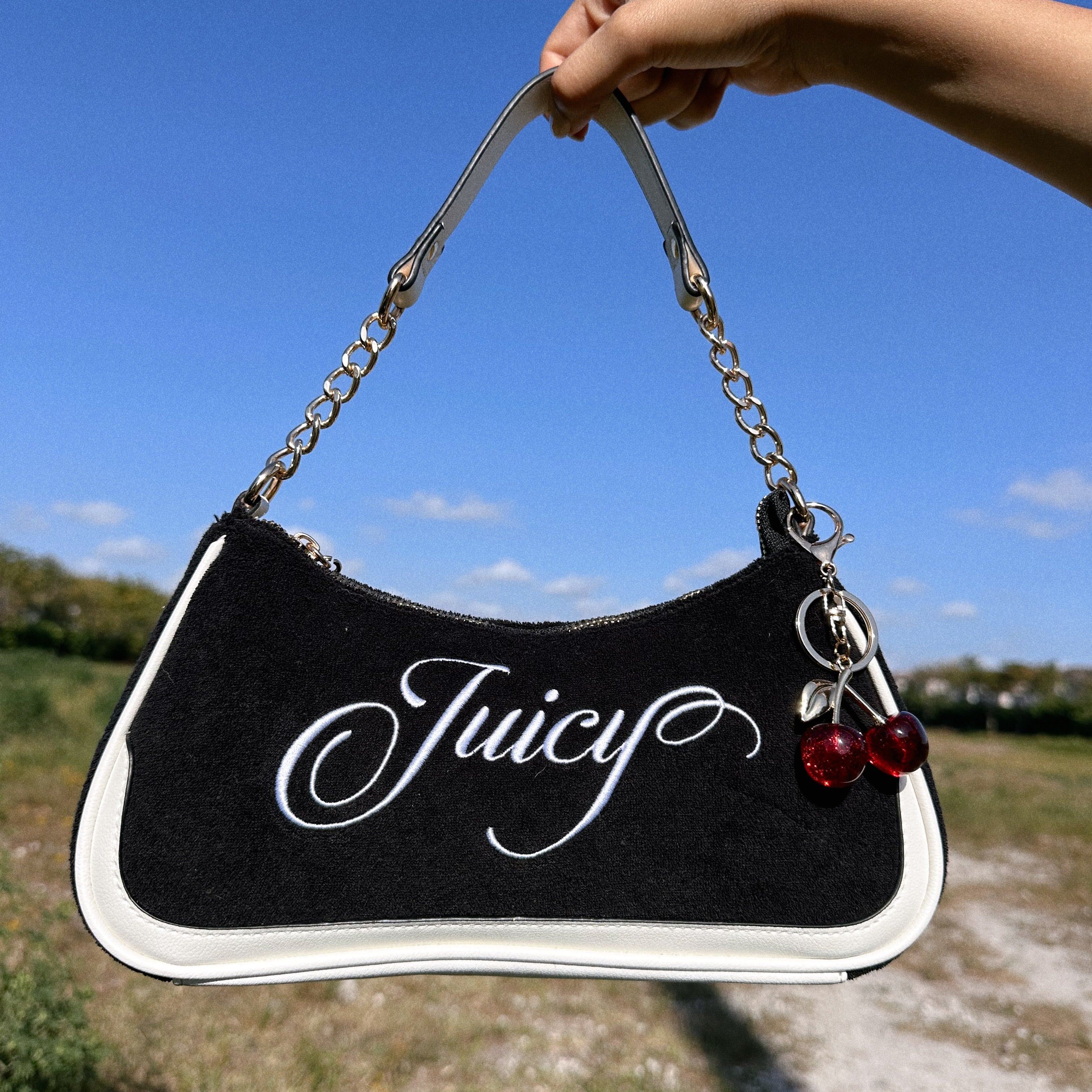 JUICY COUTURE SHOULDER BAG