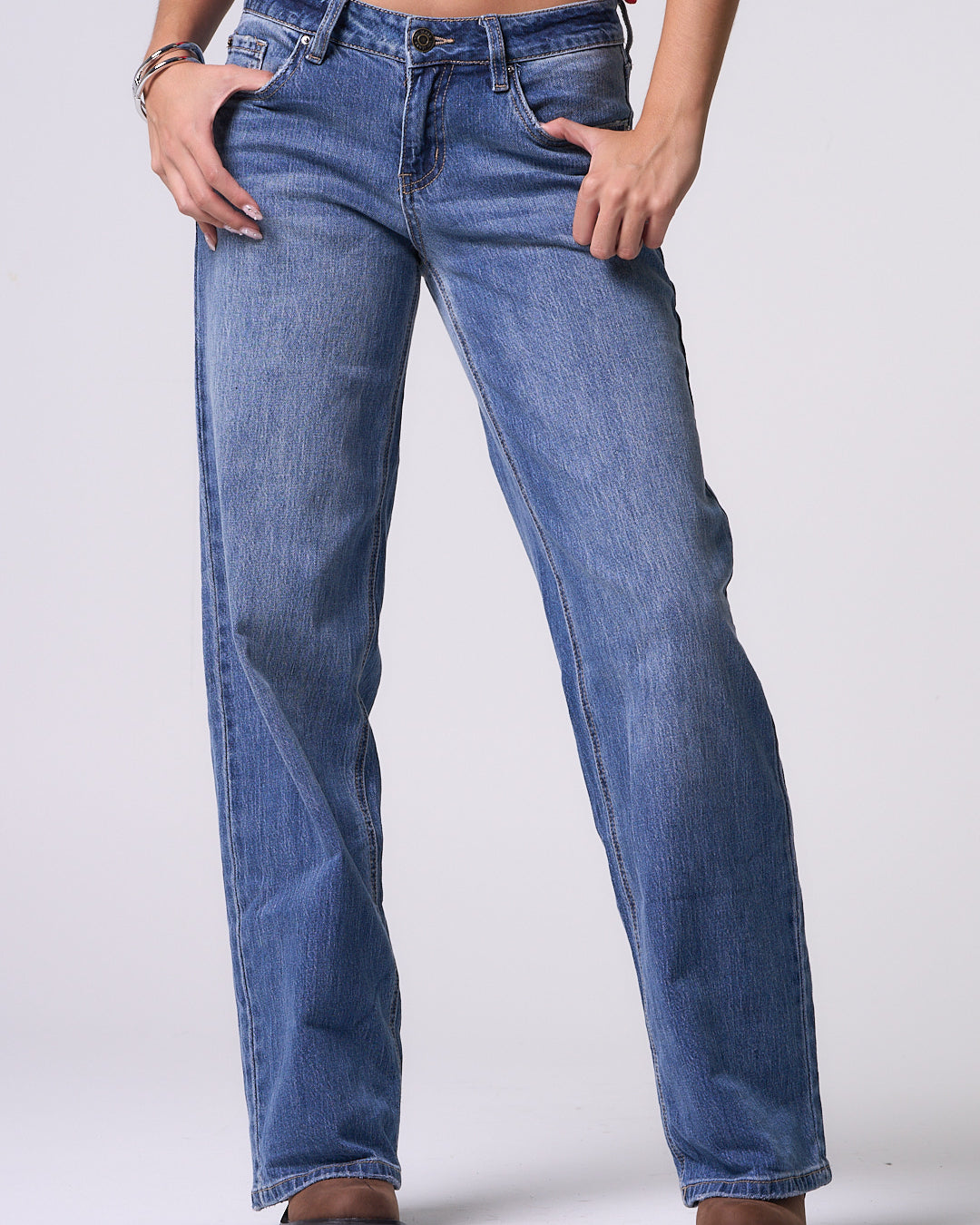 MACHI JEANS