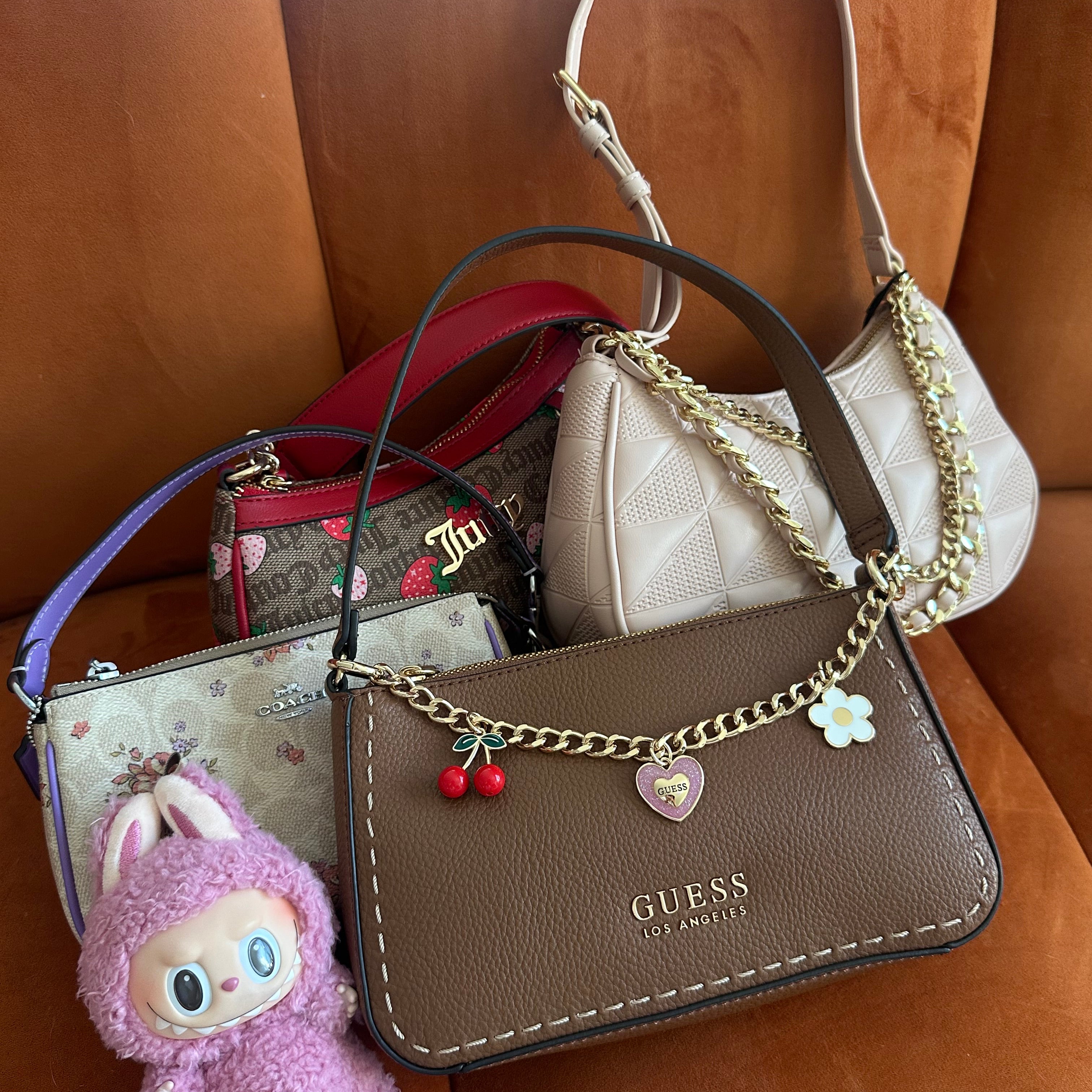 GUESS SHOULDER BAG