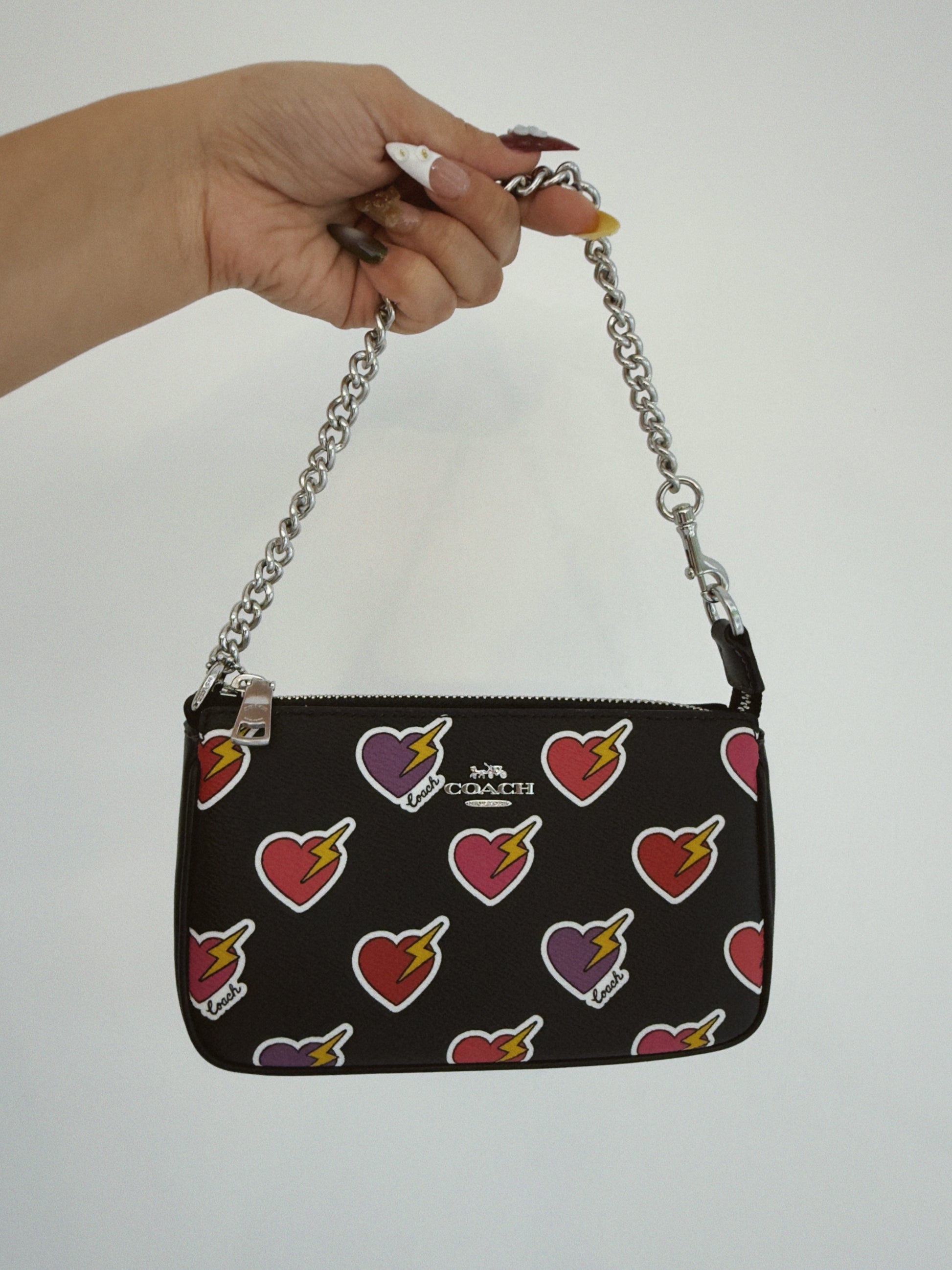 COACH NOLITA 19 HEART BAG