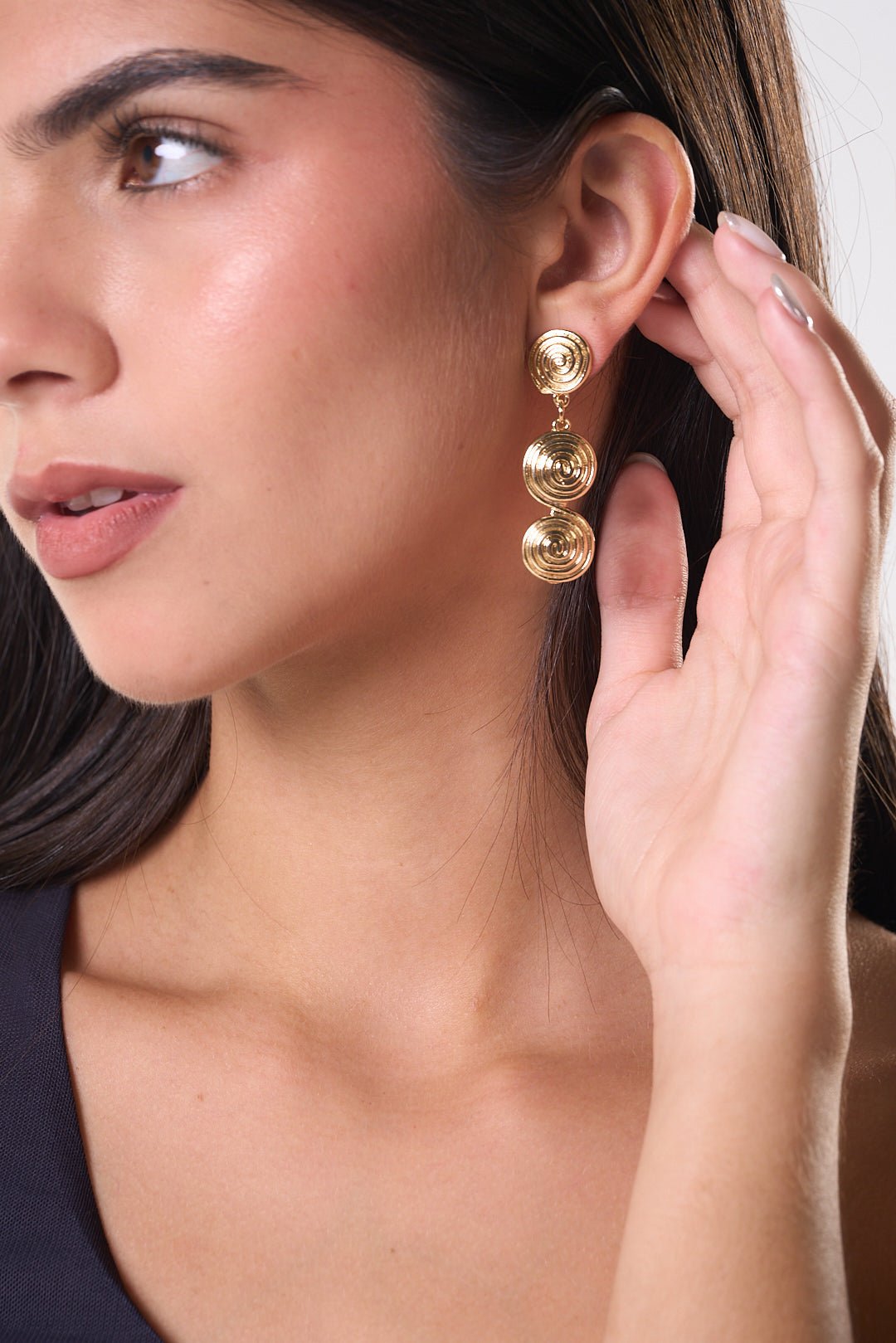 LEO EARING