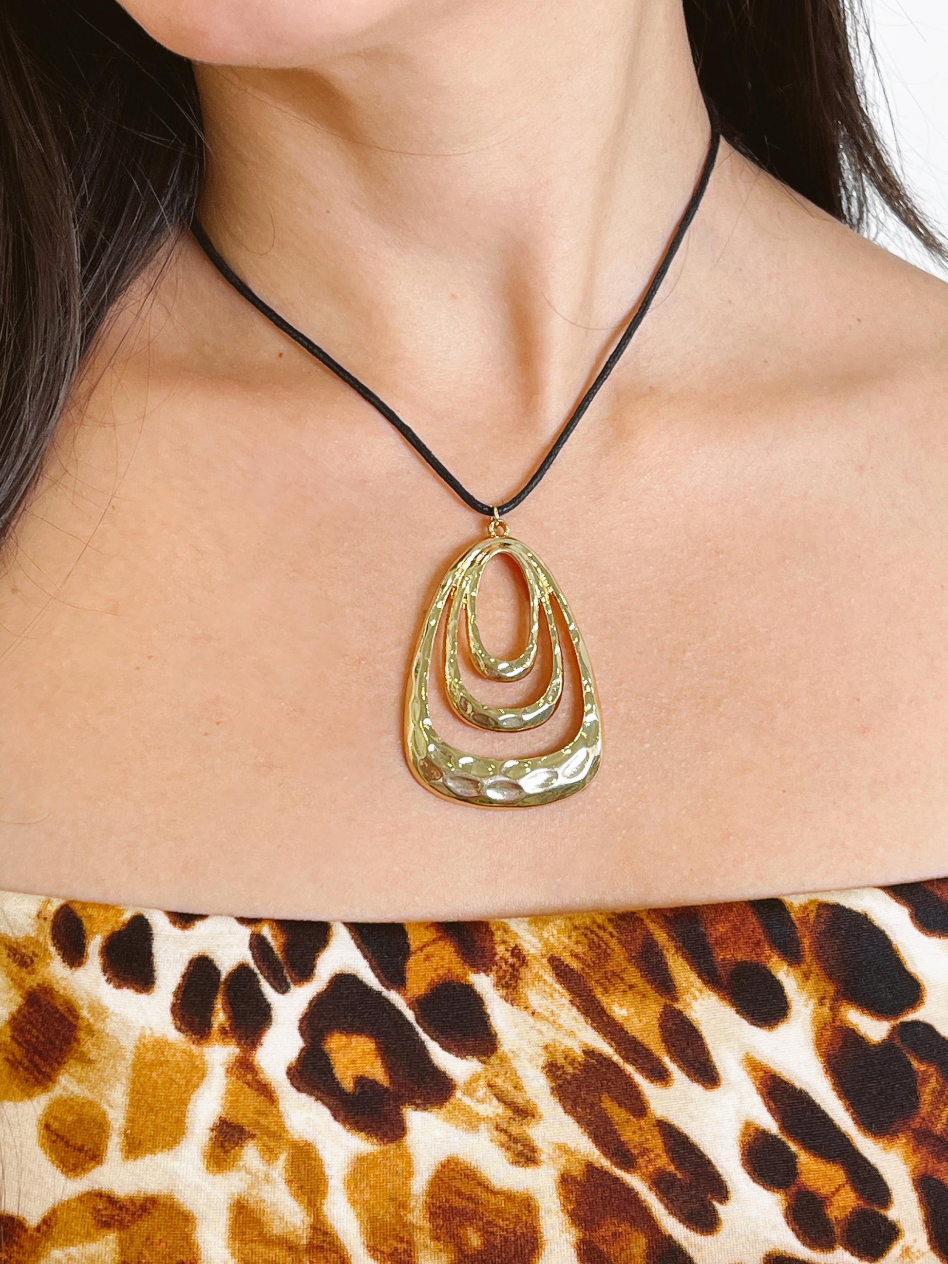 KIRA NECKLACE