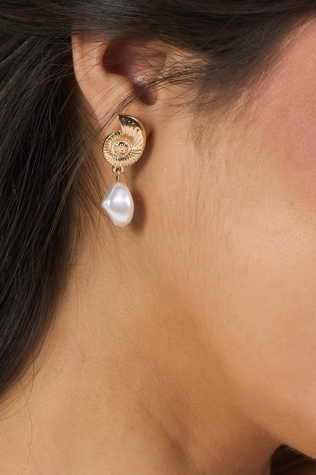 BUBBA EARRING