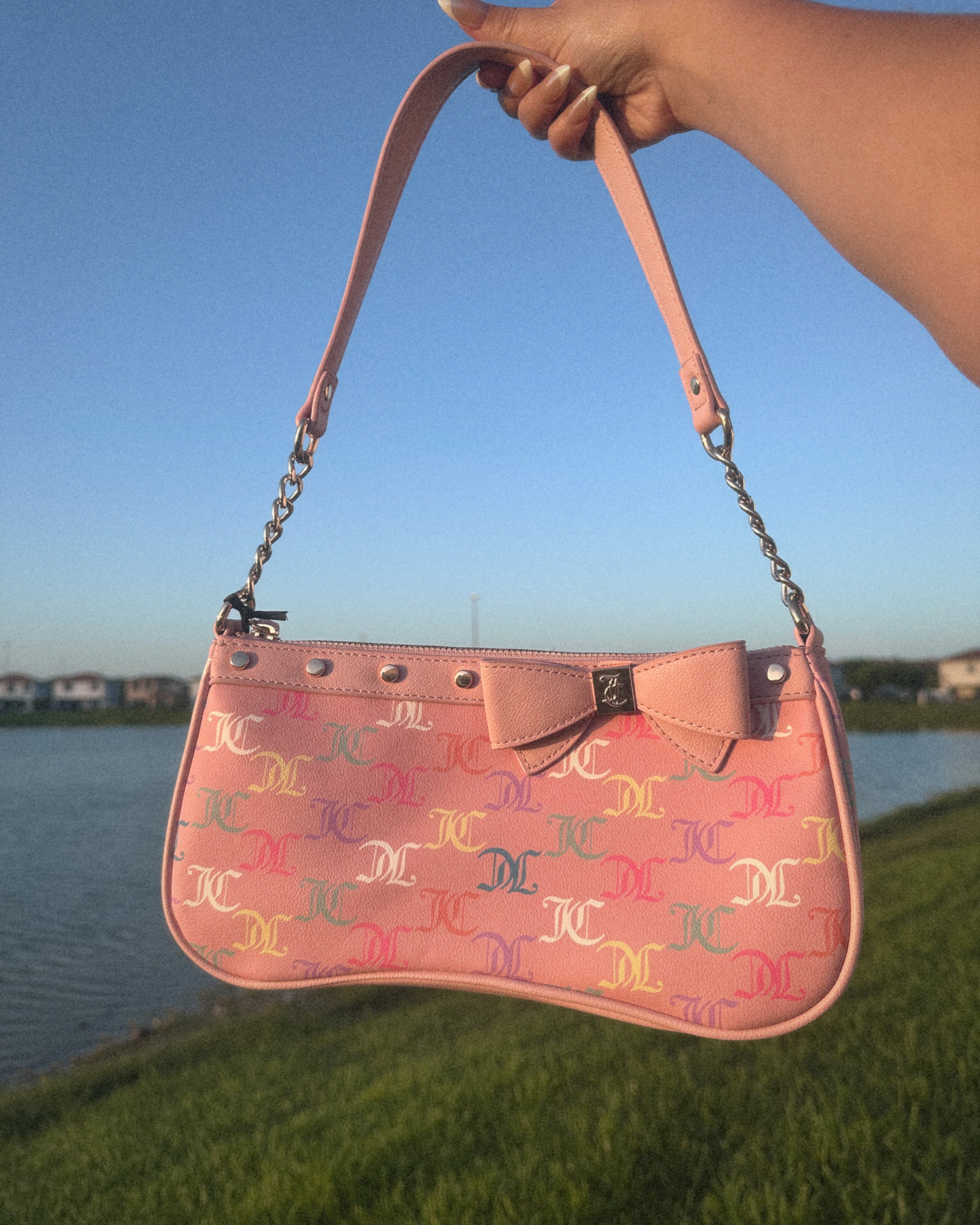 JUICY COUTURE BAGUETTE BAG
