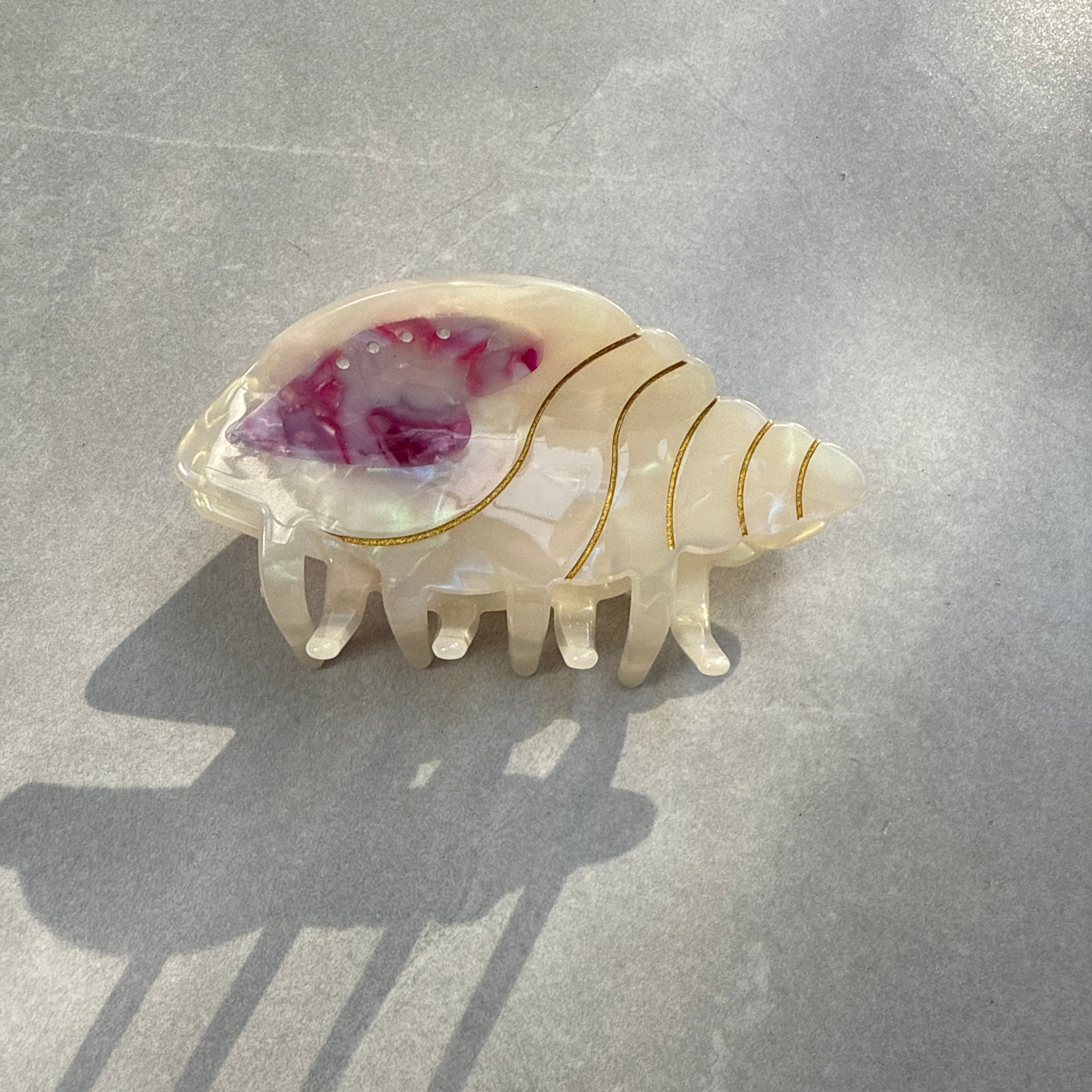 SHELL HAIR CLIP
