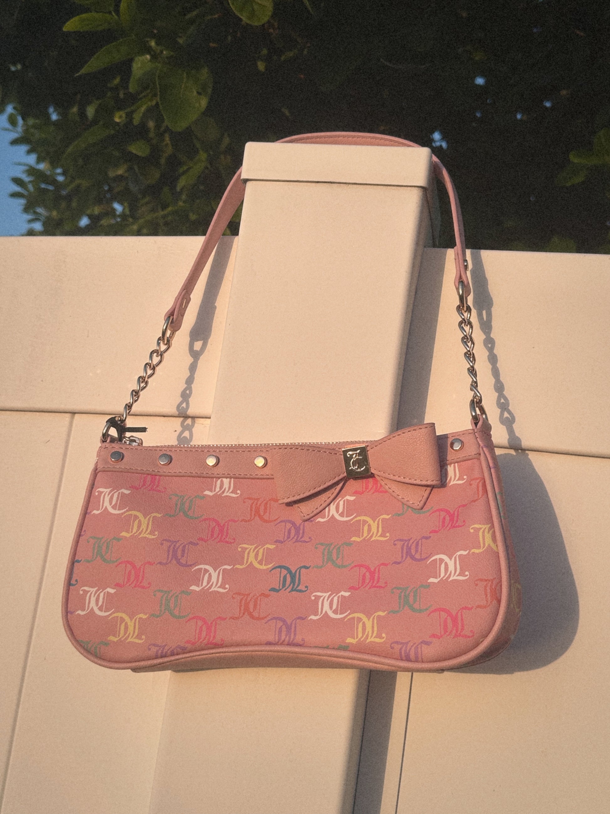 JUICY COUTURE BAGUETTE BAG