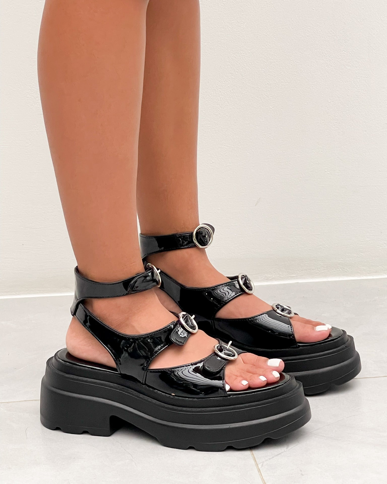 CHARLIE SANDALS