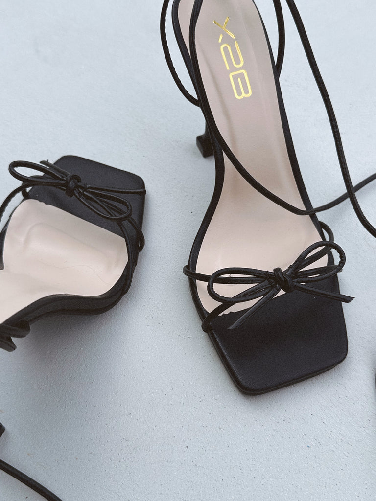 SUSIE SANDALS