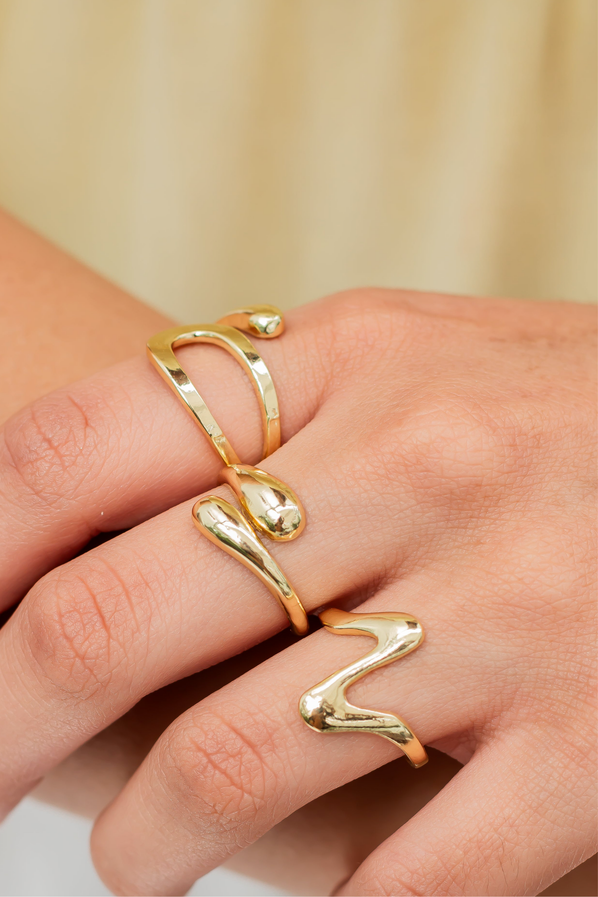 COOL GIRL RINGS