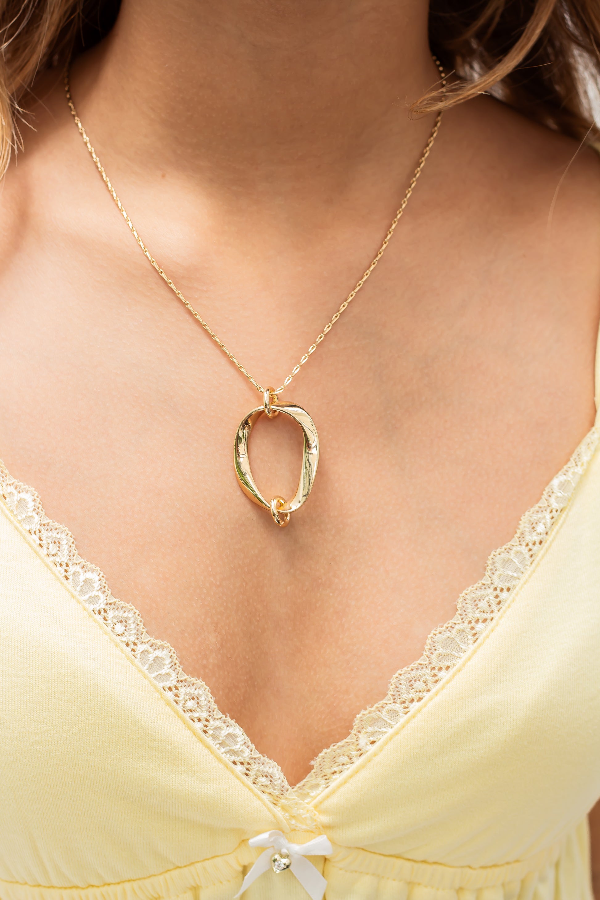 ANNE NECKLACE