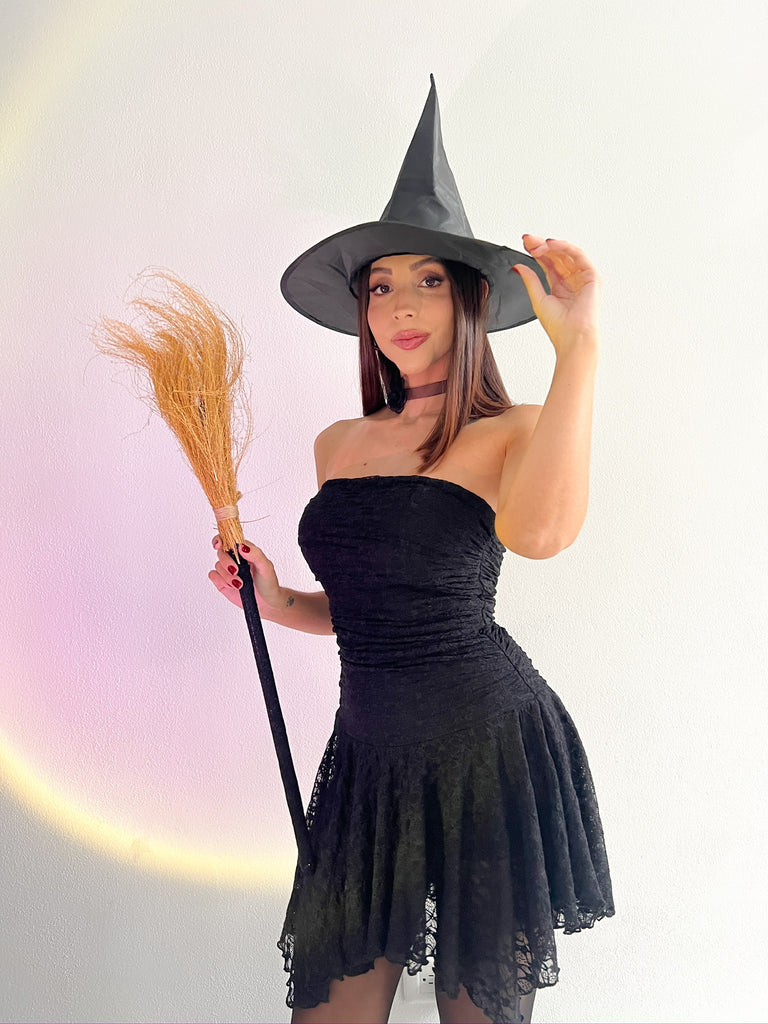 WITCH HAT