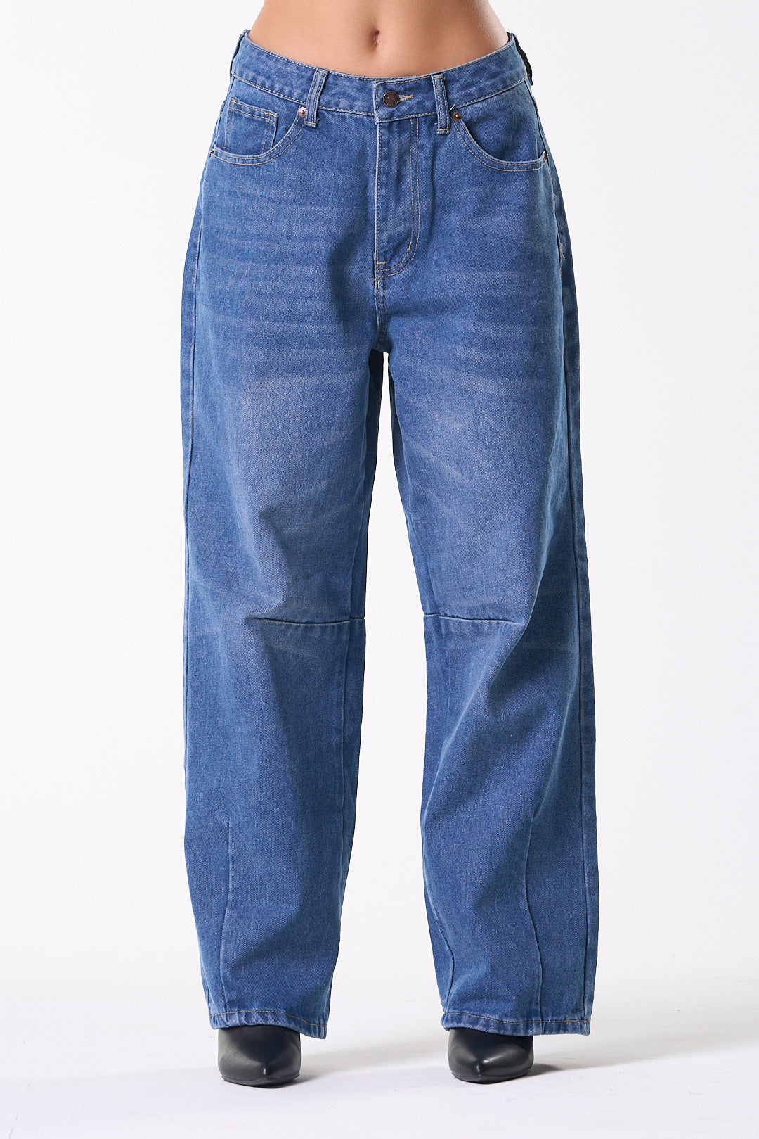 LEO JEANS