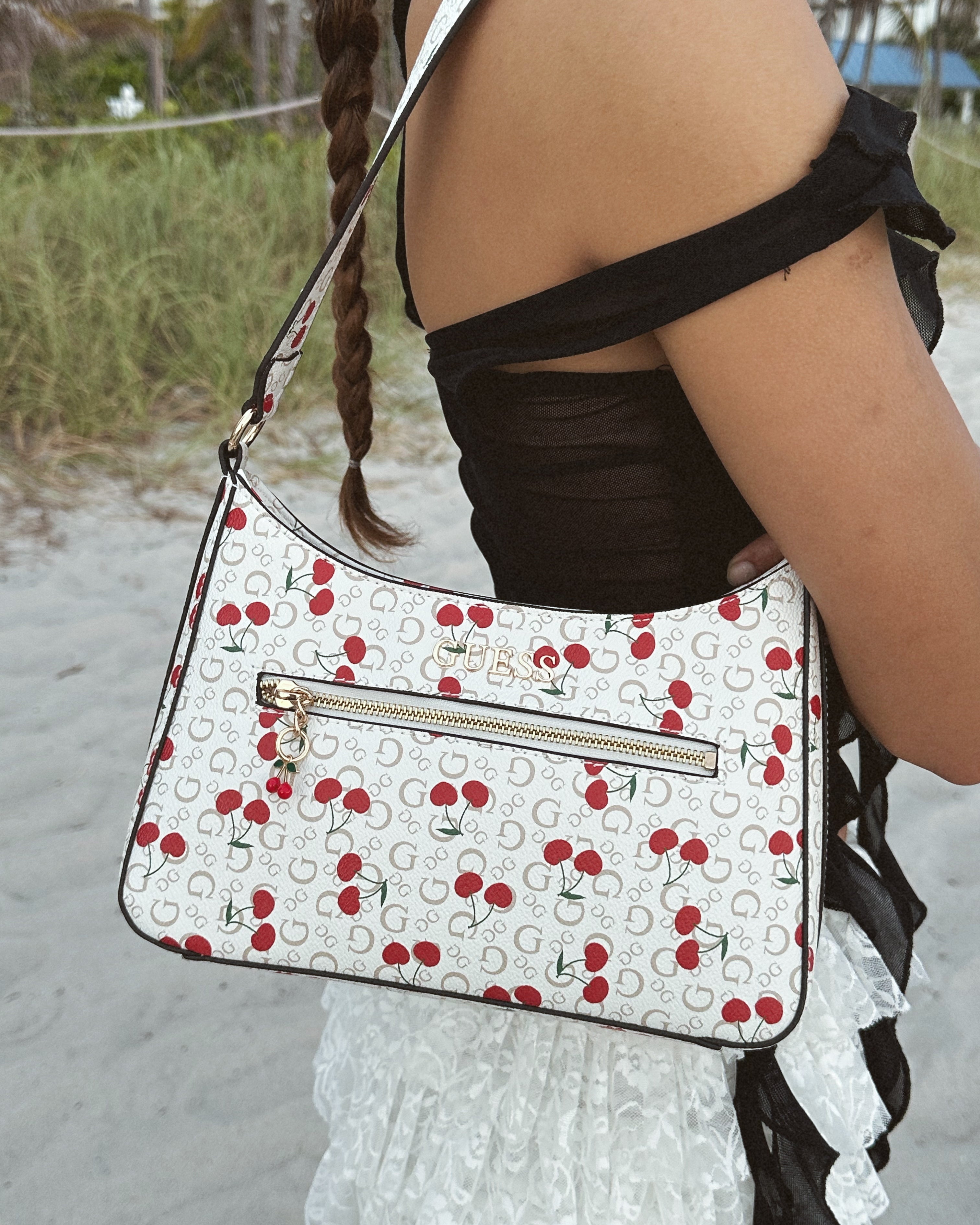 GUESS CHERRY BAG