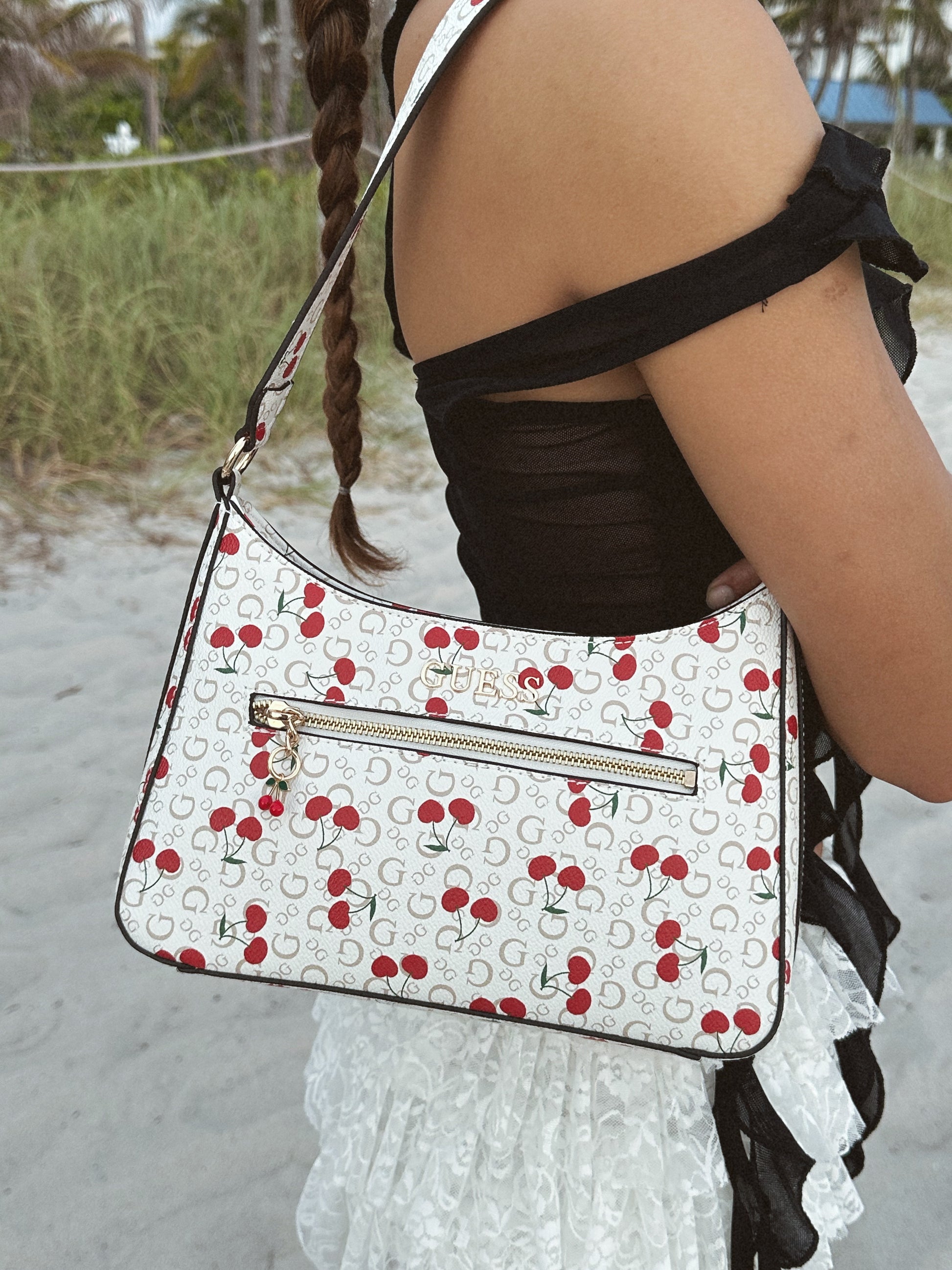 GUESS CHERRY BAG