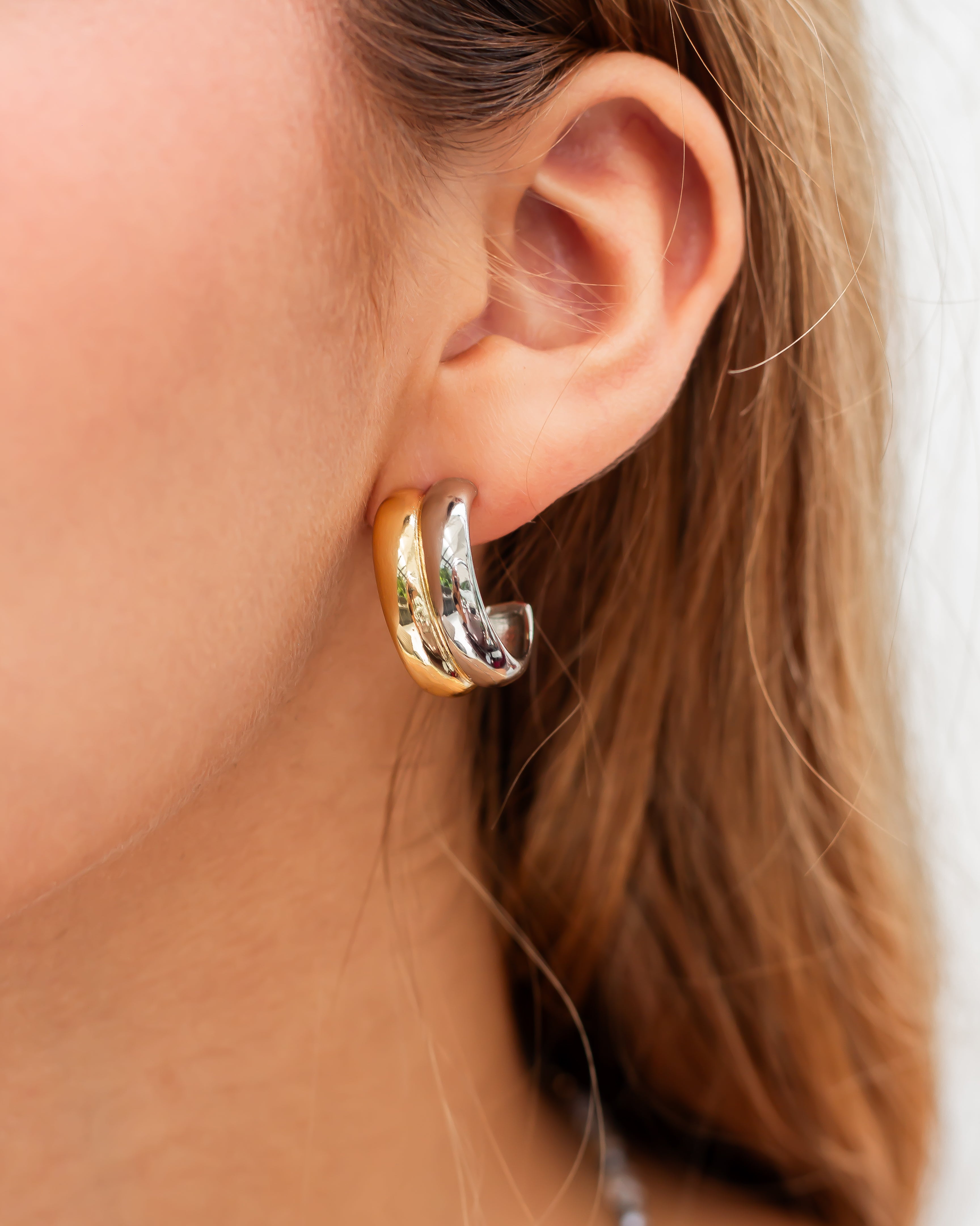 GINA EARRING
