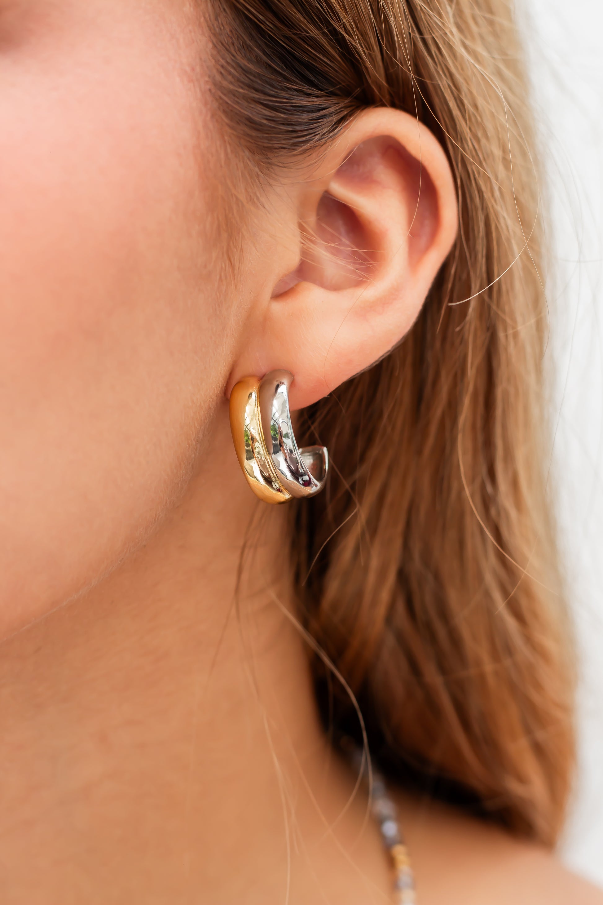 GINA EARRING