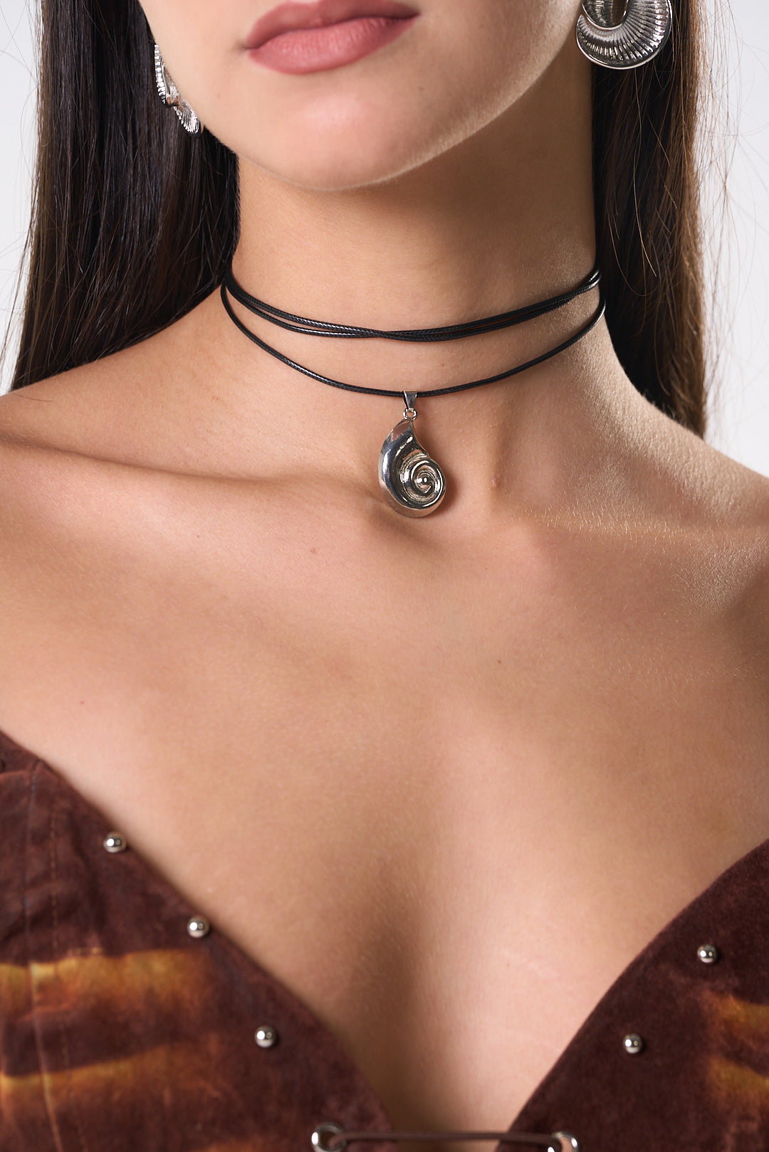 SISA NECKLACE