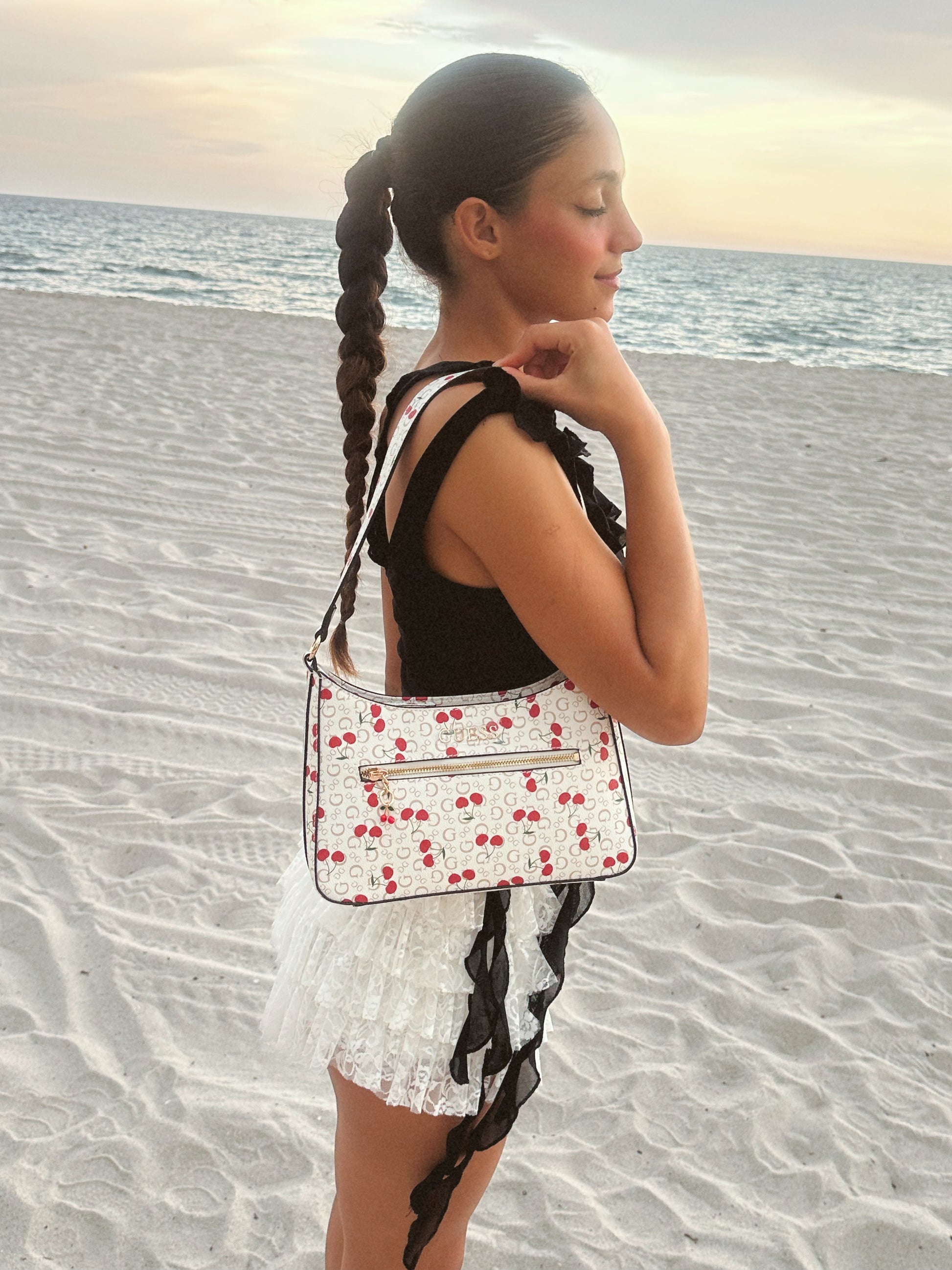 GUESS CHERRY BAG