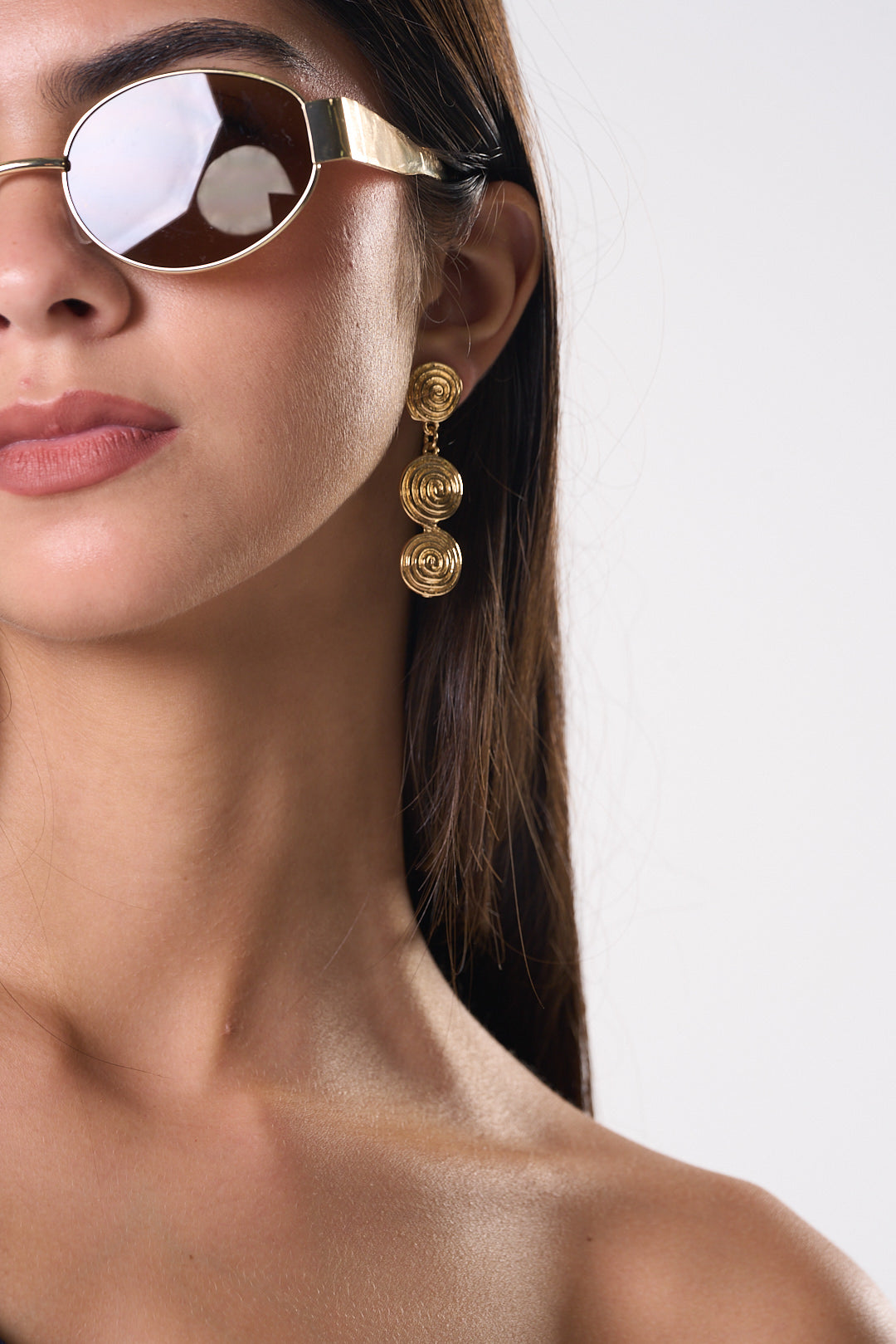 LEO EARING