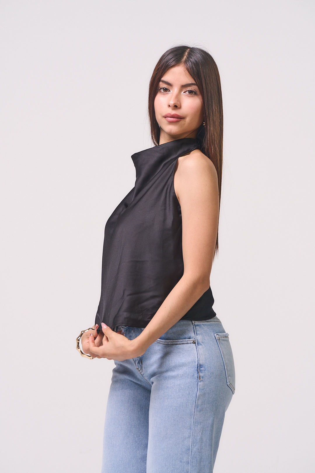 TANIA BLACK TOP