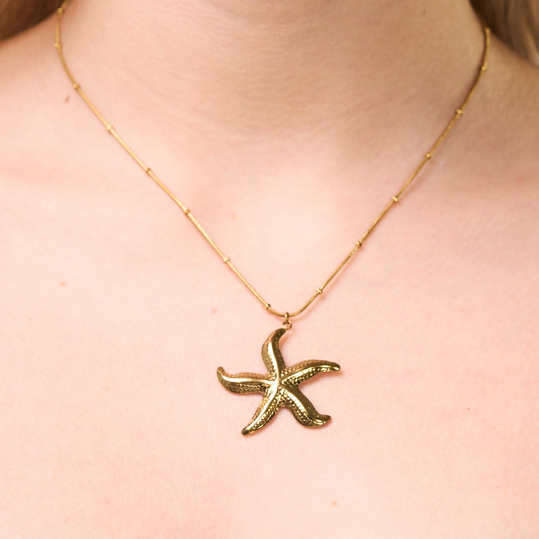 STAR FISH NECKLACE
