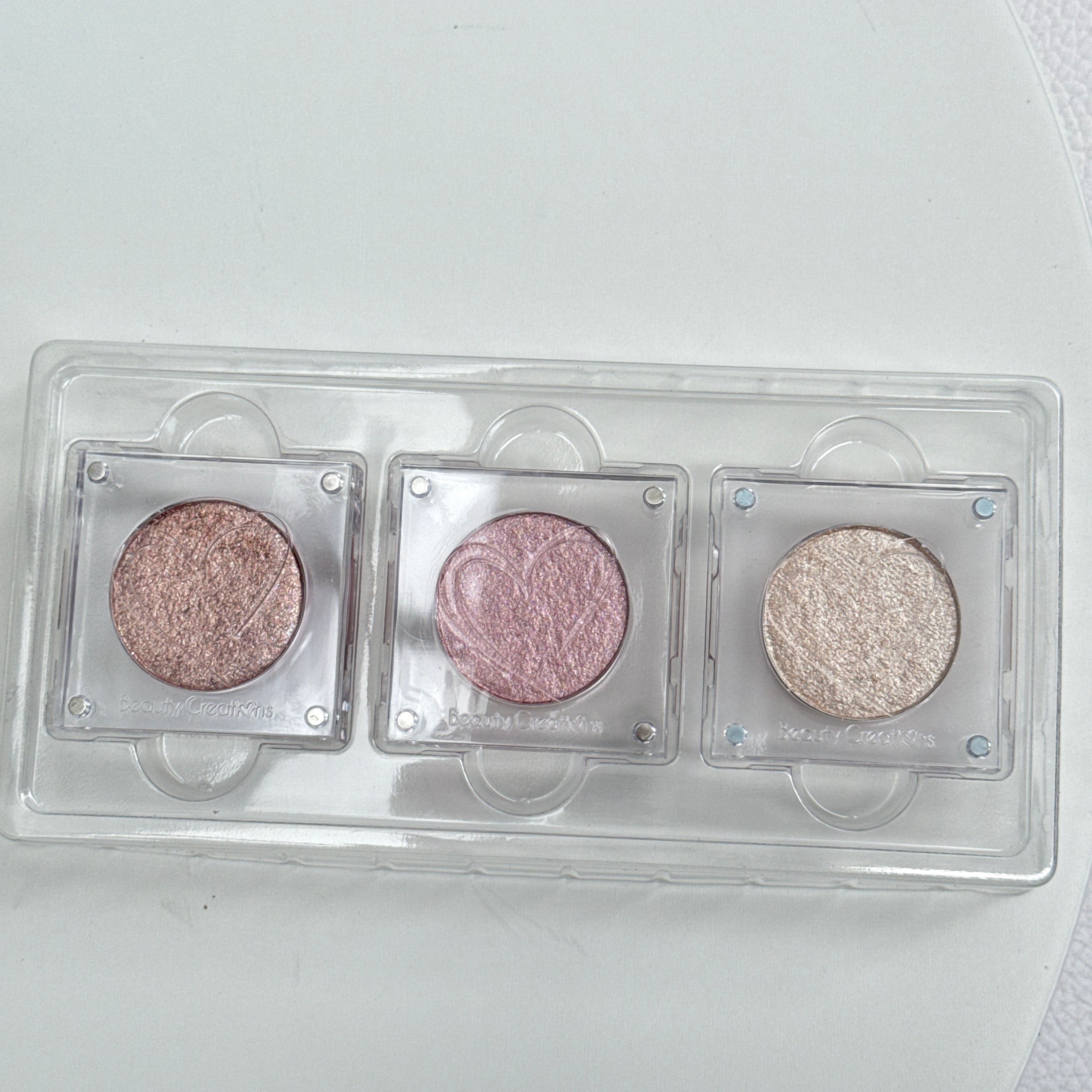 3 GLOW SHADOWS