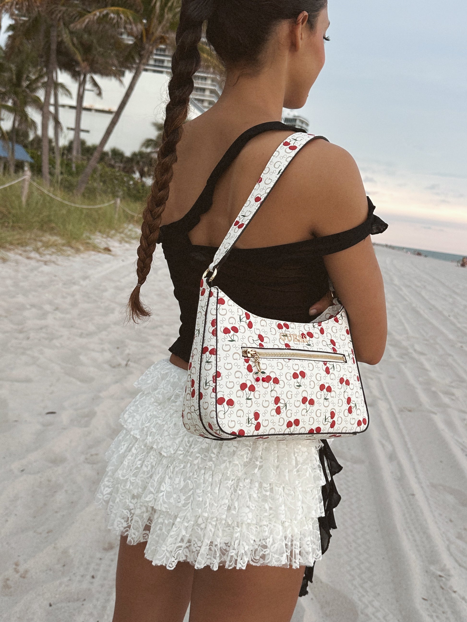 GUESS CHERRY BAG