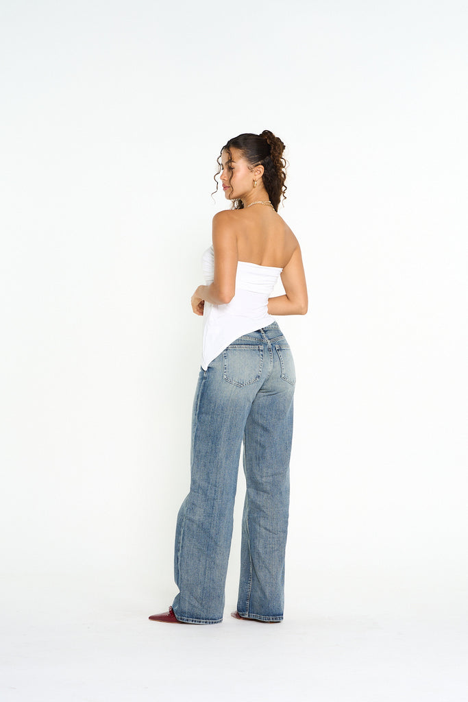 JANI JEANS