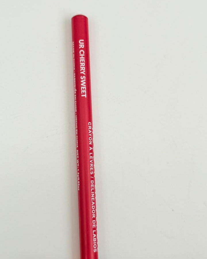 UR CHERRY SWEET LIP PENCIL
