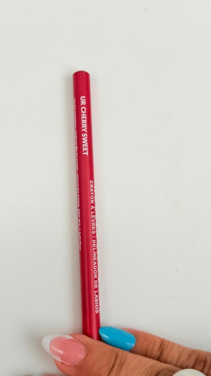 UR CHERRY SWEET LIP PENCIL