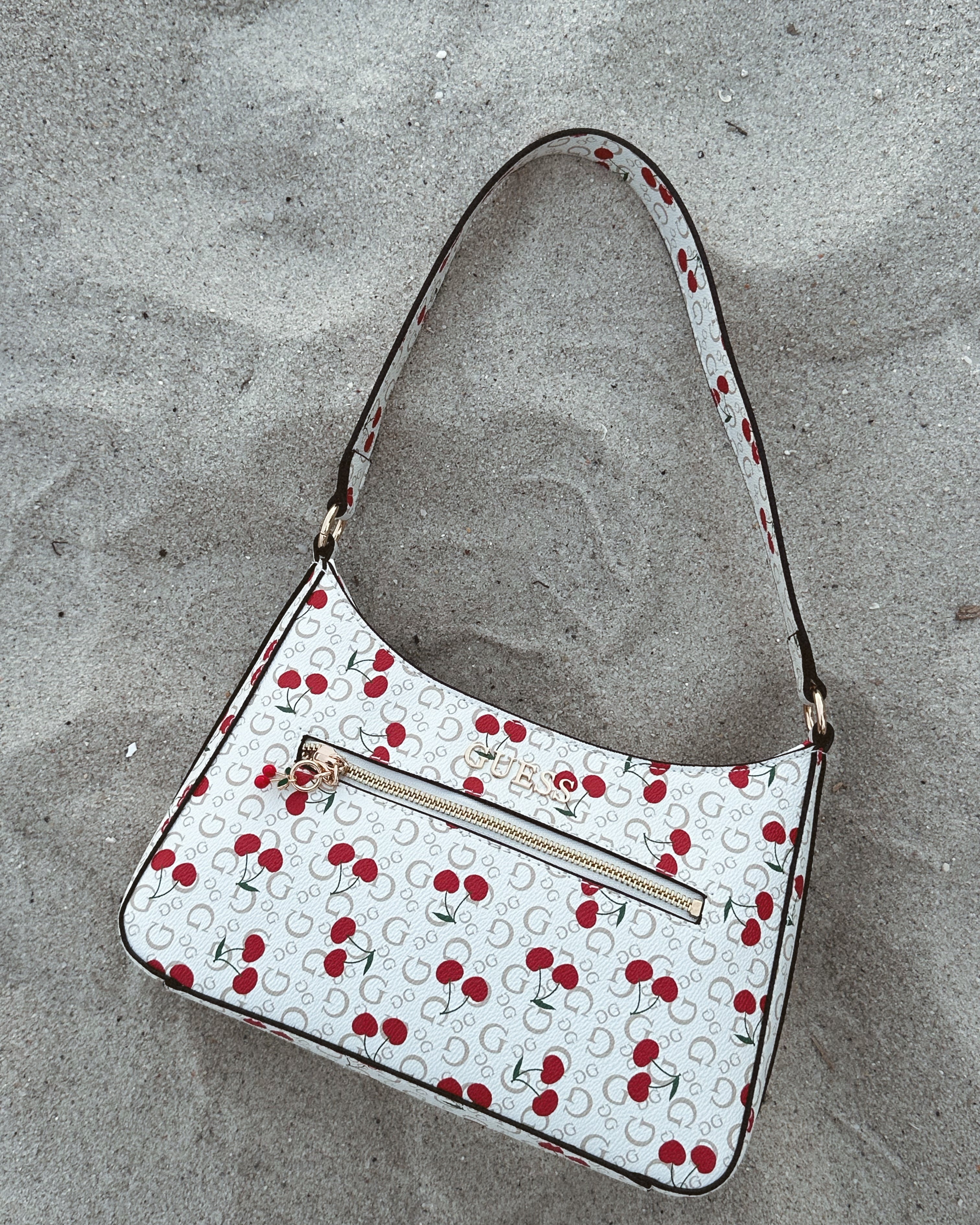 GUESS CHERRY BAG