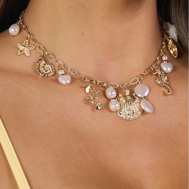 CLARA NECKLACE