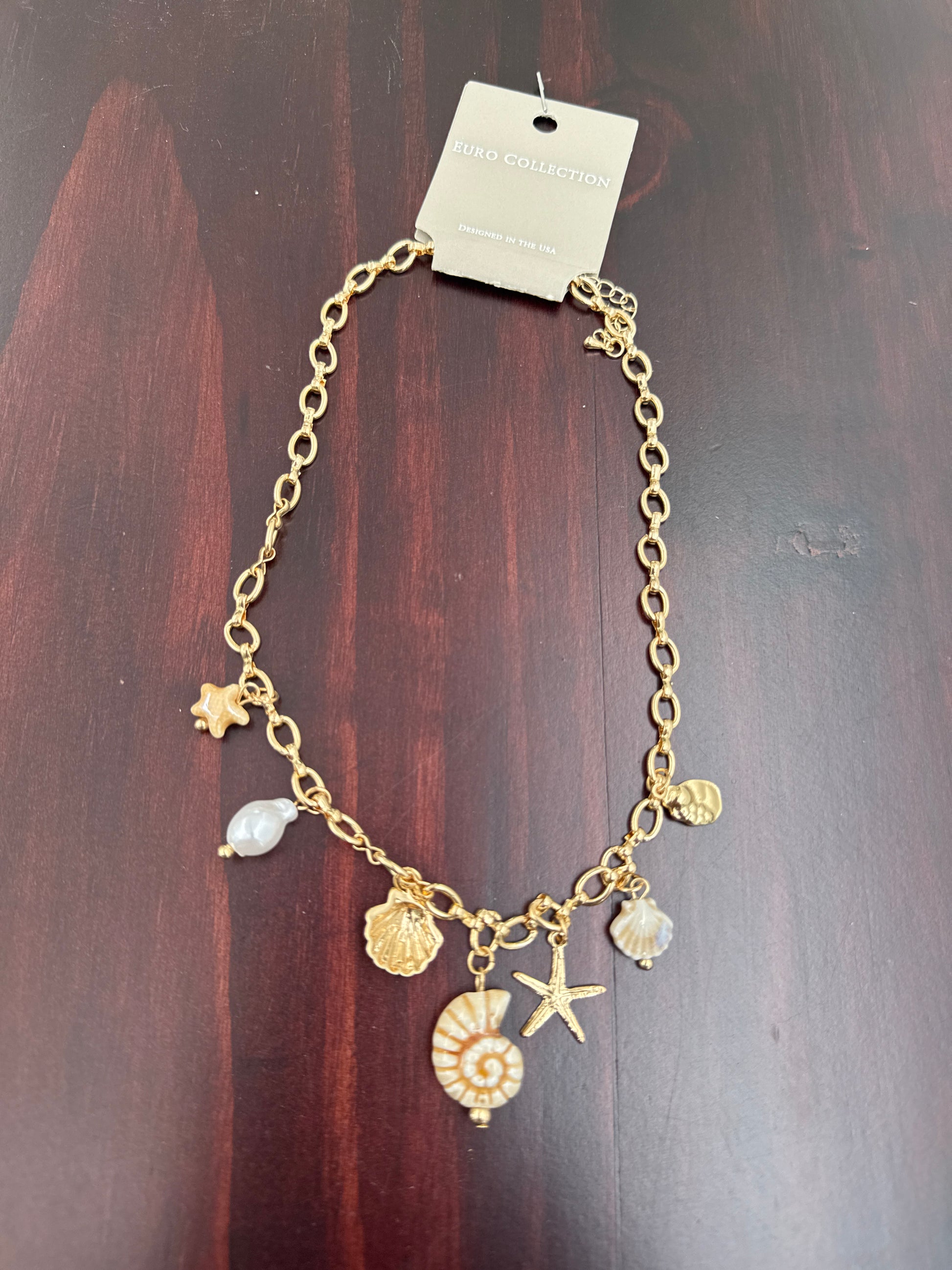 LUCY NECKLACE