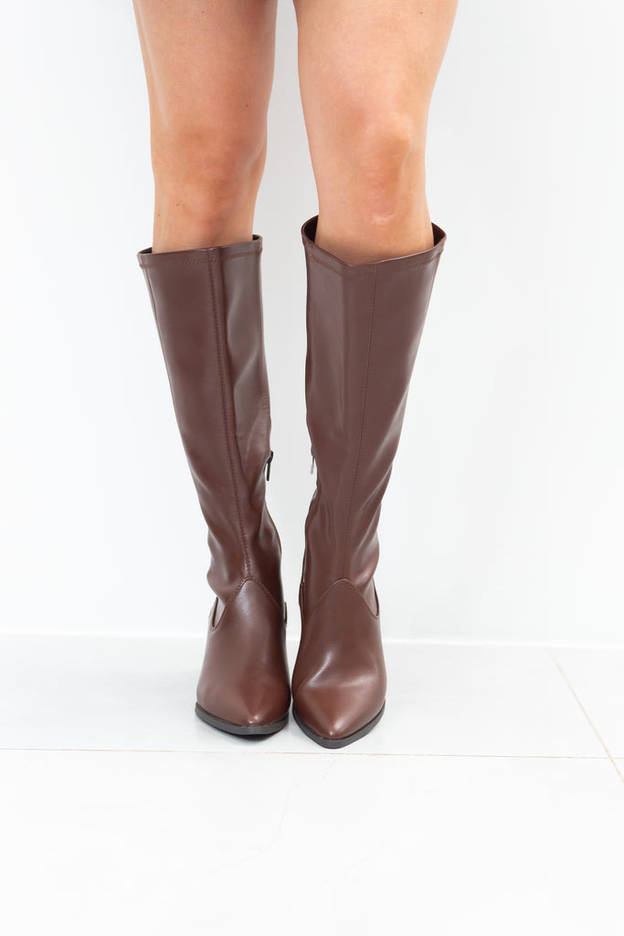 TOMY BROWN  BOOTS