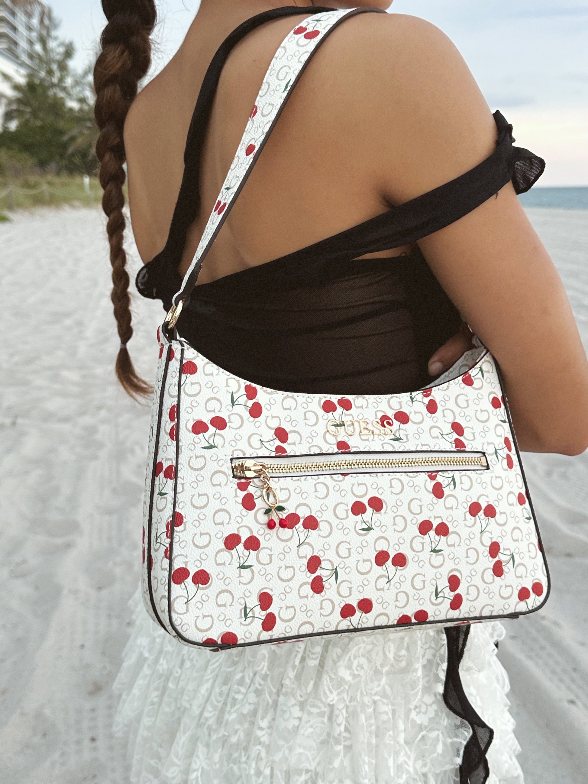 GUESS CHERRY BAG