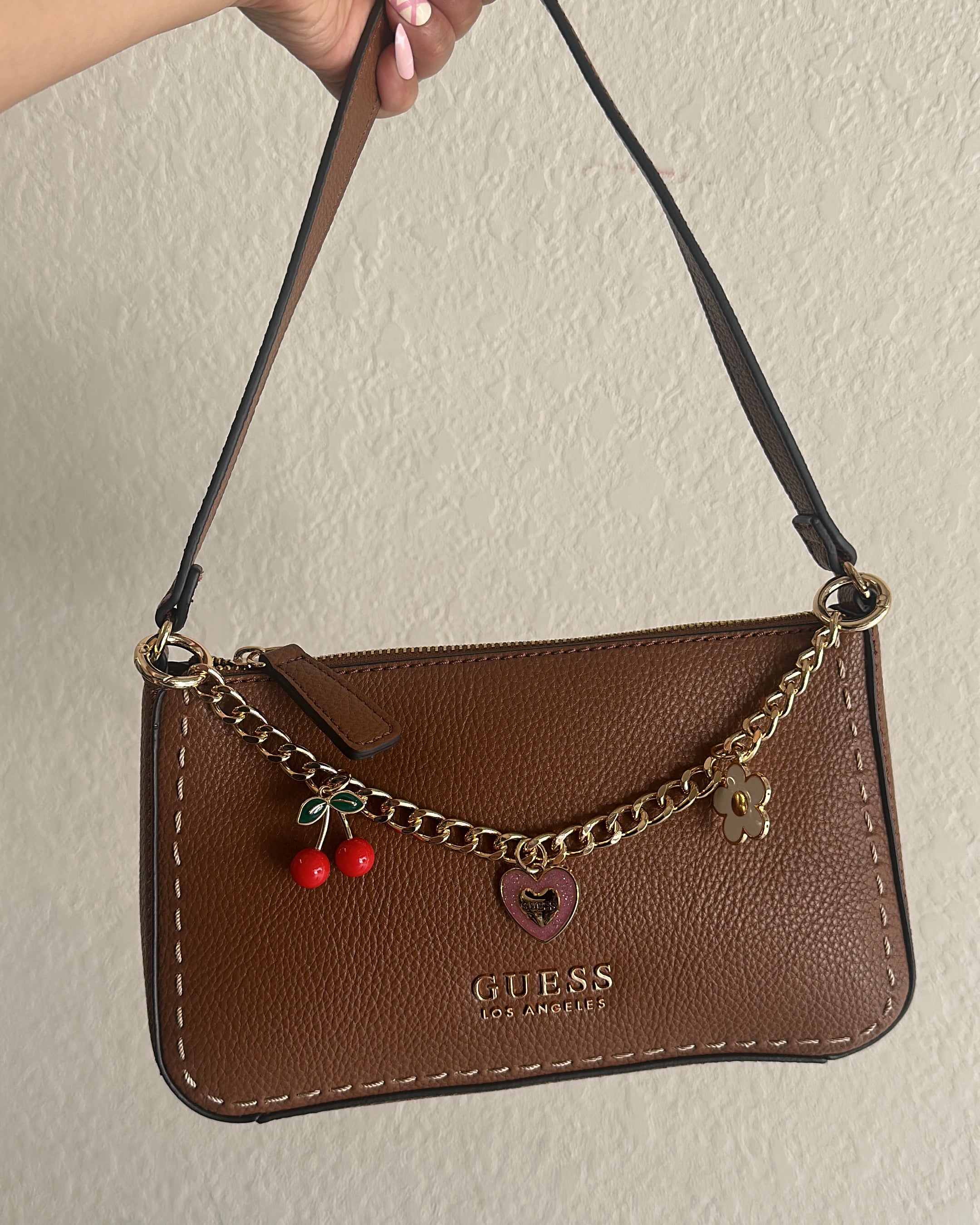 GUESS SHOULDER BAG