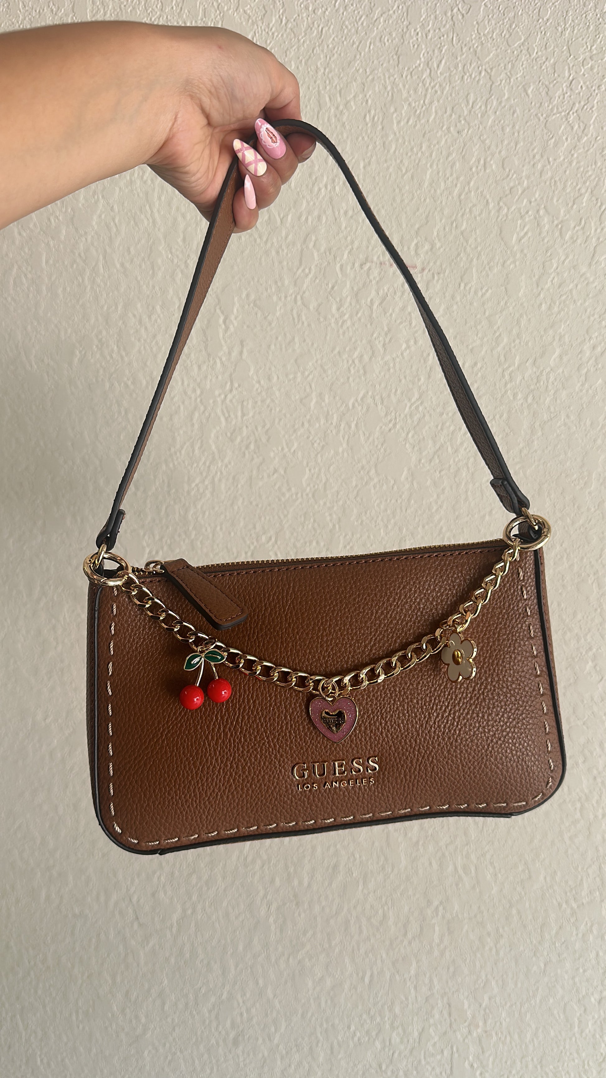 GUESS SHOULDER BAG