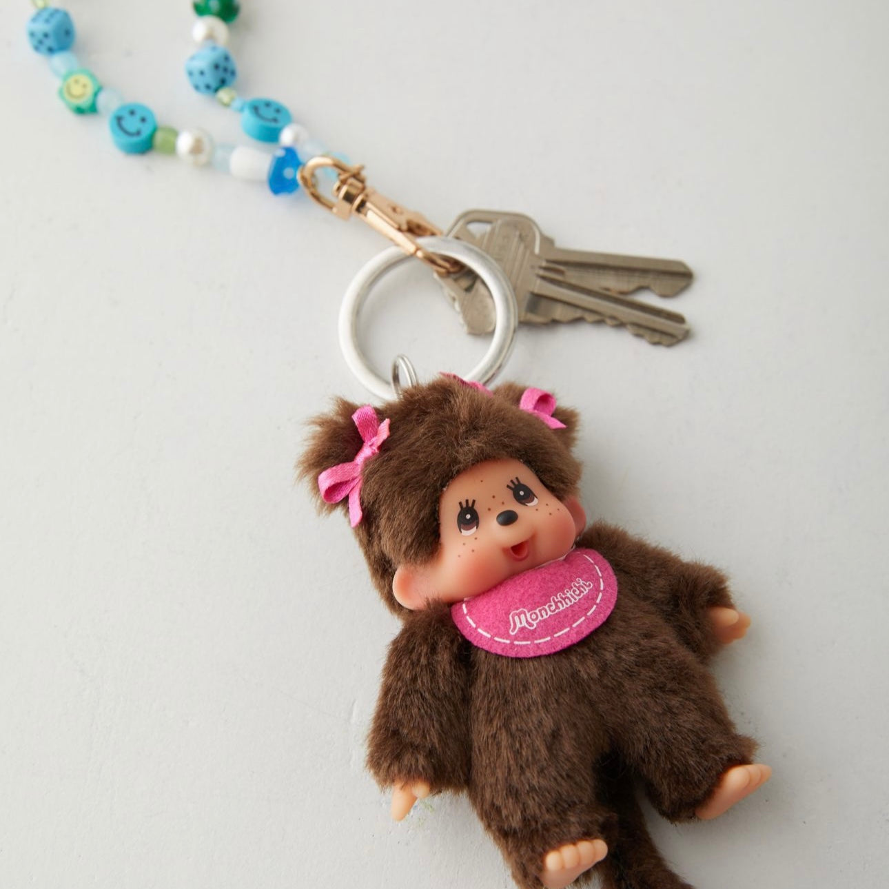 MONCHHICHIS KEYCHAIN