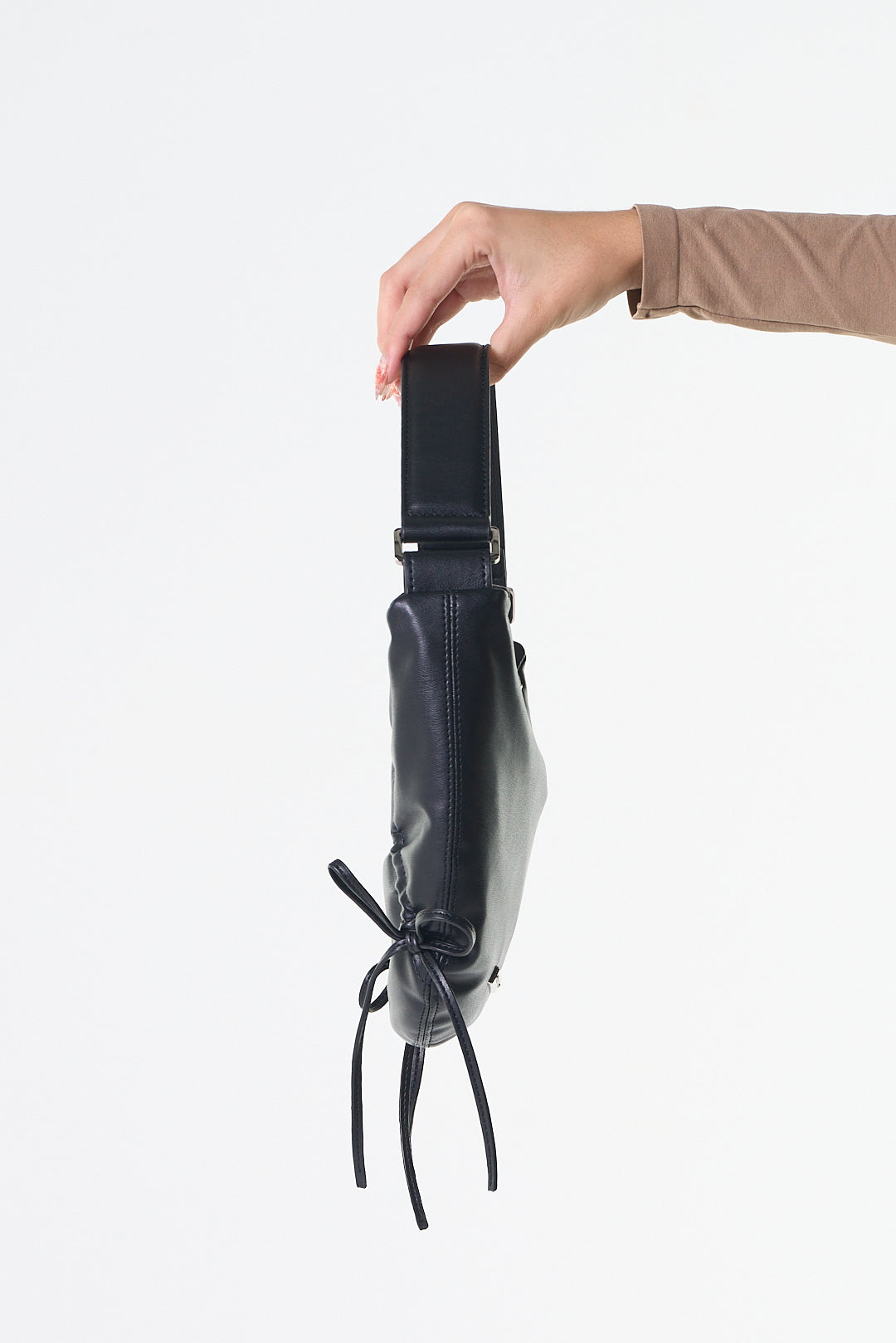 MADDEN GIRL SHOULDER BAG