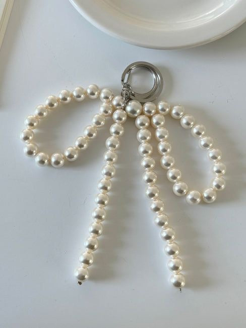 PEARL BOW CHARM