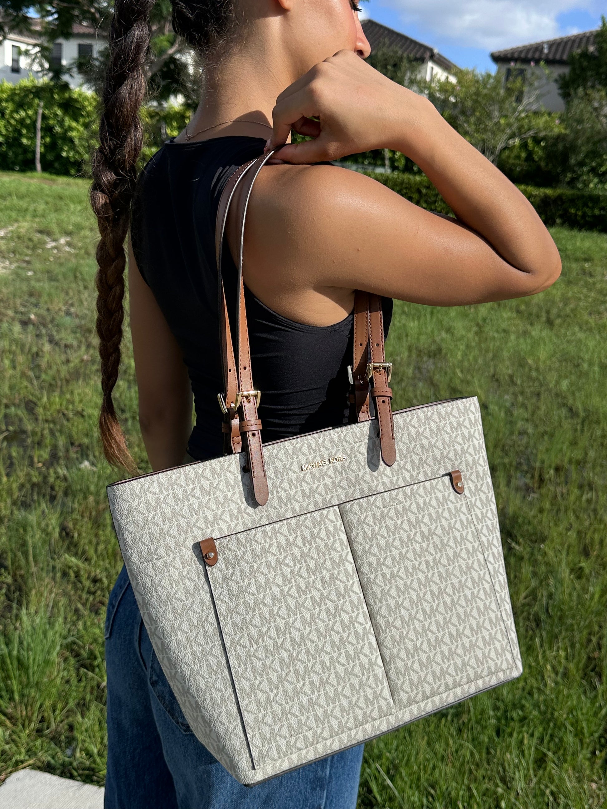 MICHAEL KORS MONOGRAM TOTE BAG