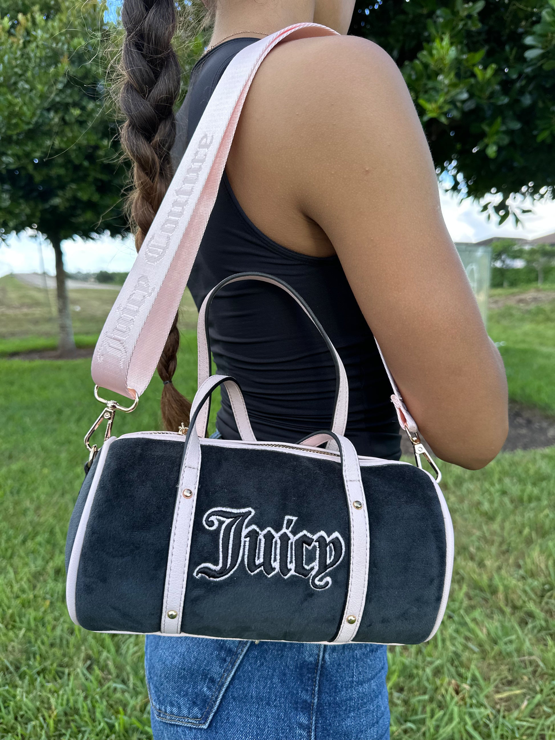 JUICY COUTURE BARREL BAG