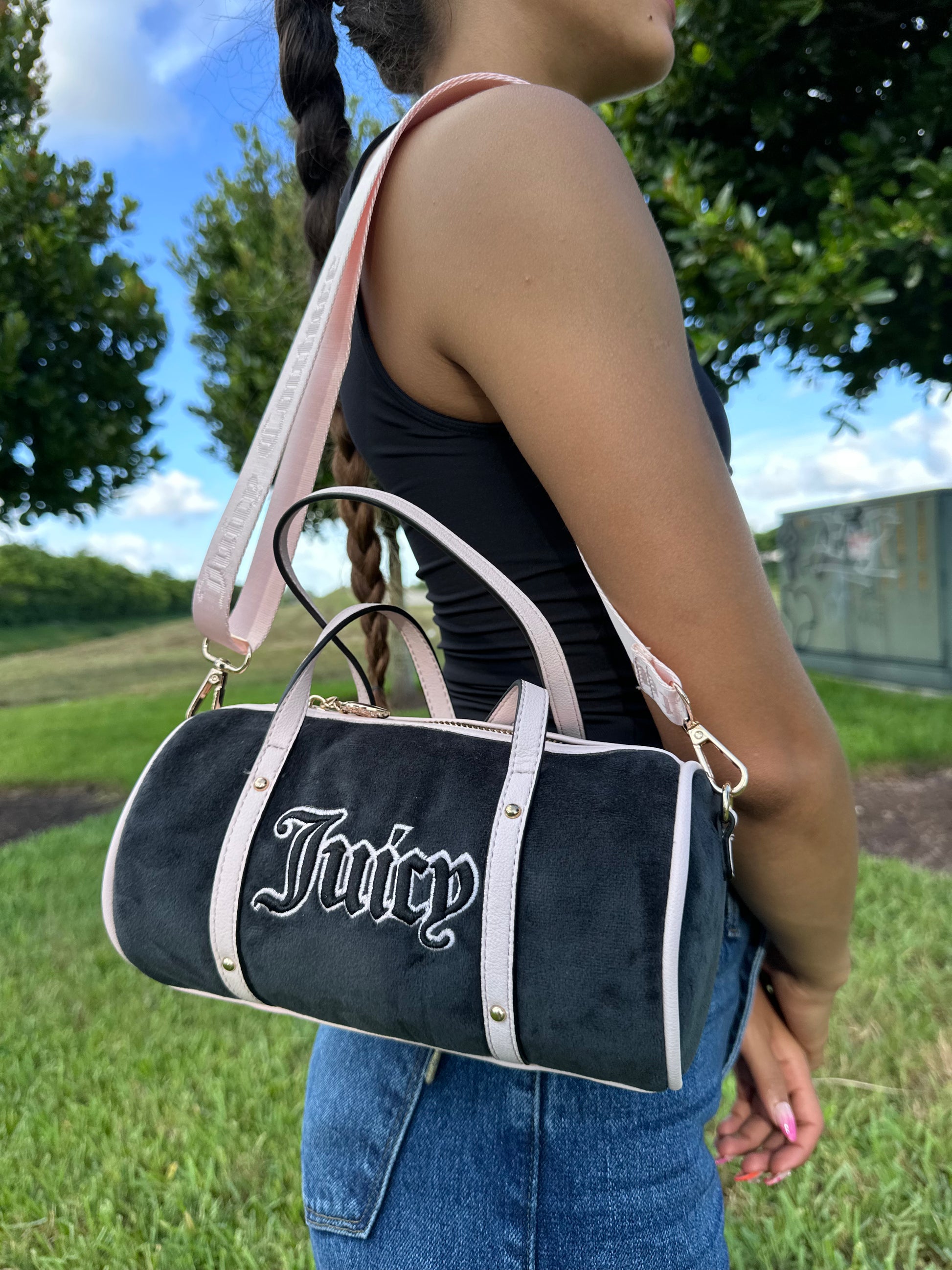 JUICY COUTURE BARREL BAG