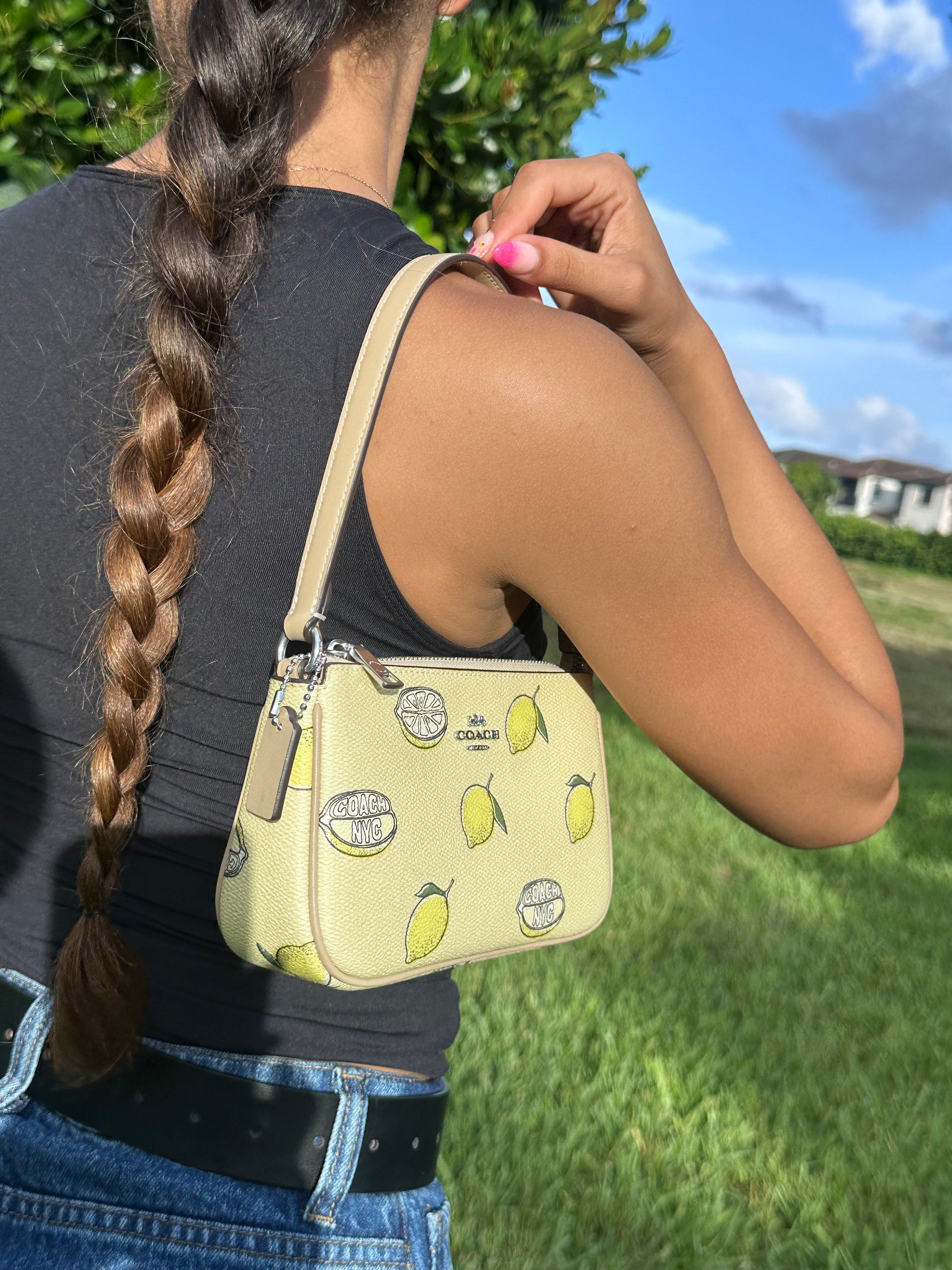 COACH NOLITA 19 LEMON BAG